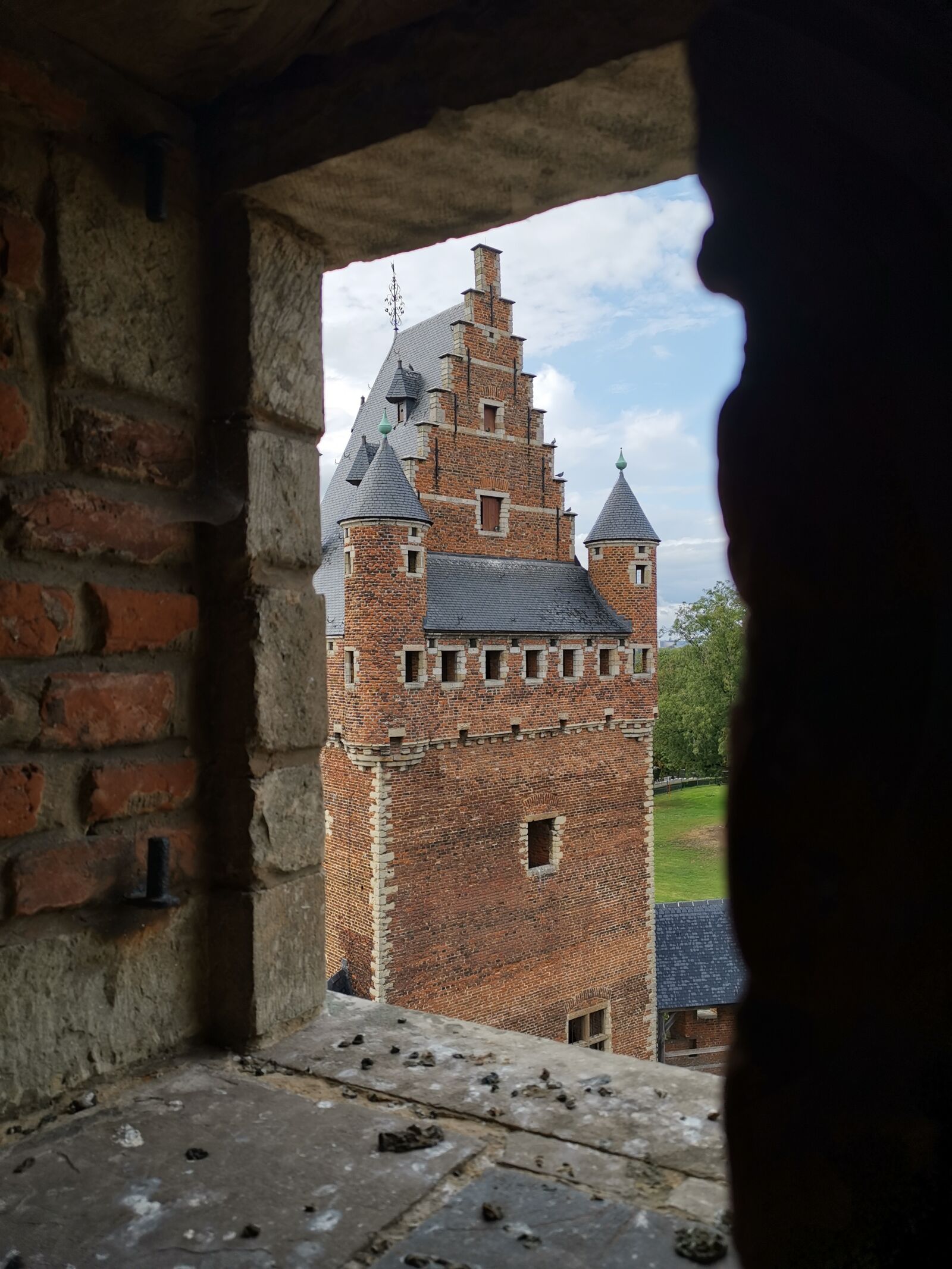 HUAWEI LYA-L29 sample photo. Castle, wall, walls photography
