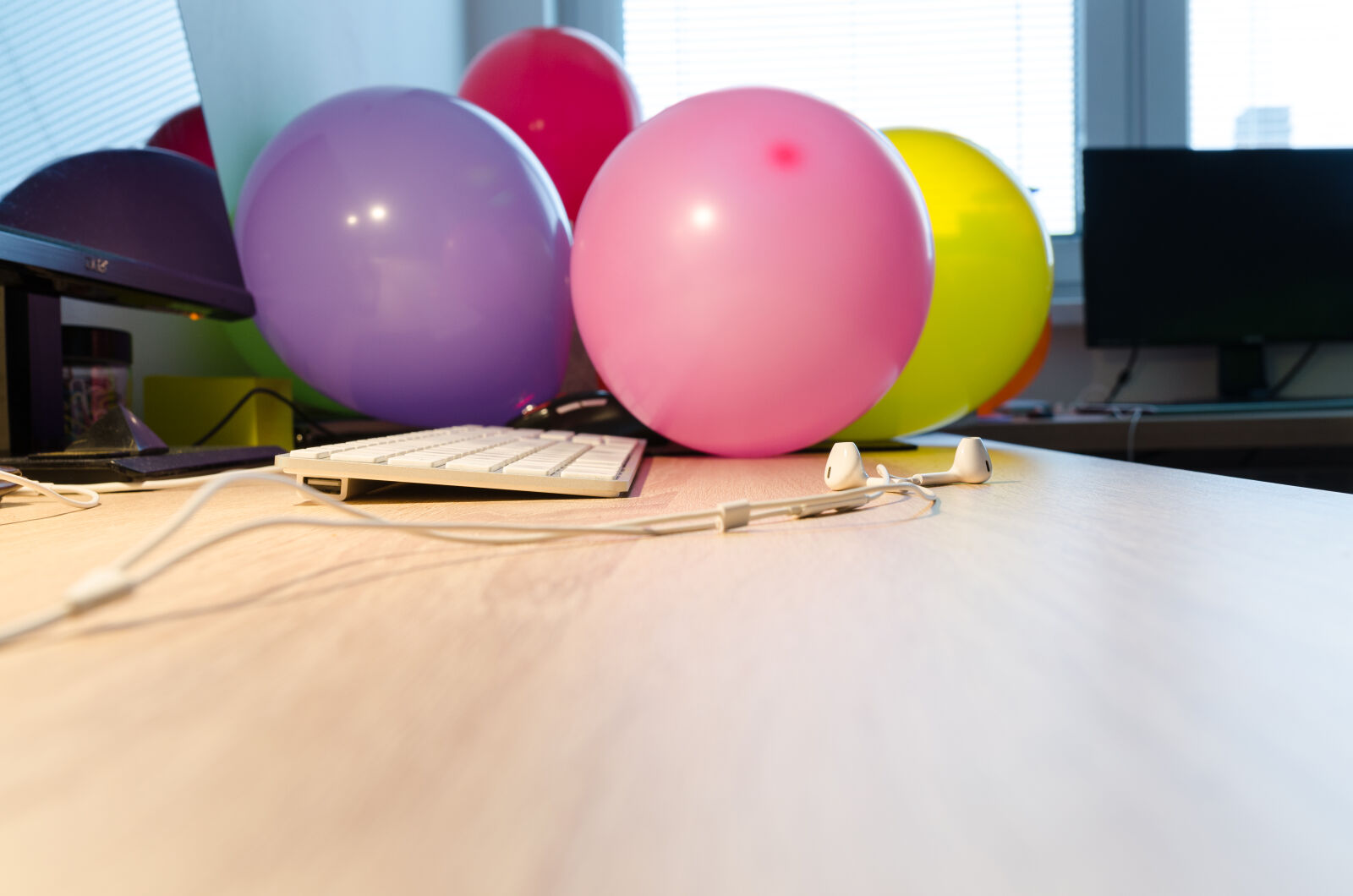 Nikon D5100 sample photo. Balloons, business, color, communication photography