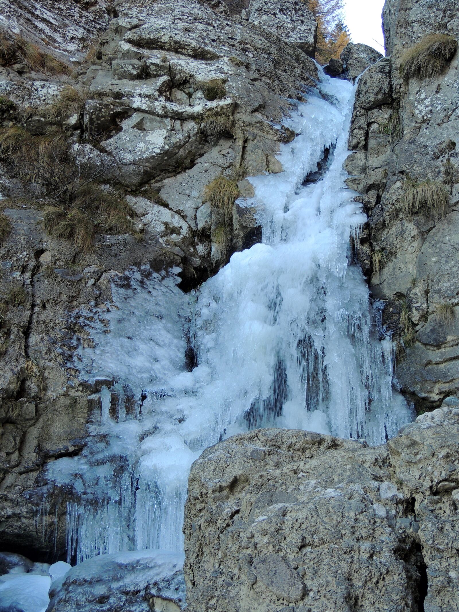Nikon Coolpix P510 sample photo. Frozen waterfall, water, ice photography