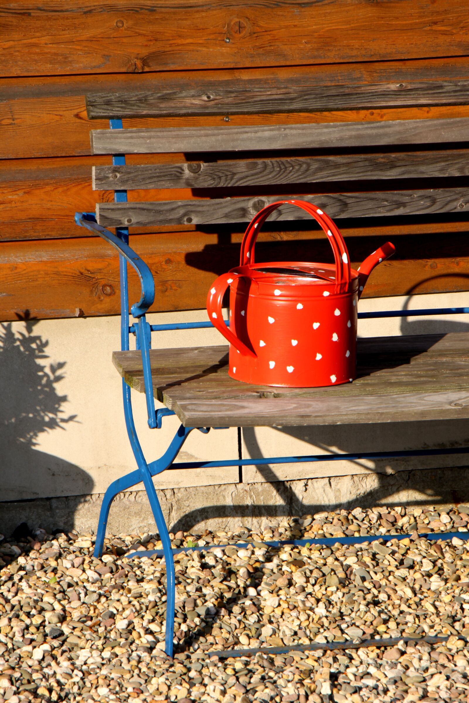 Canon EOS 50D sample photo. Bench, watering can, house photography