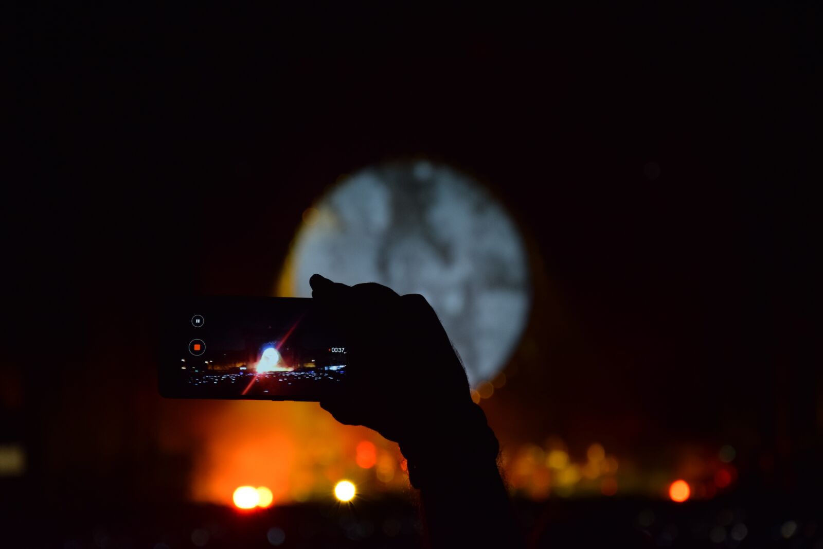 Nikon D3300 sample photo. Colors, concert, contrast photography