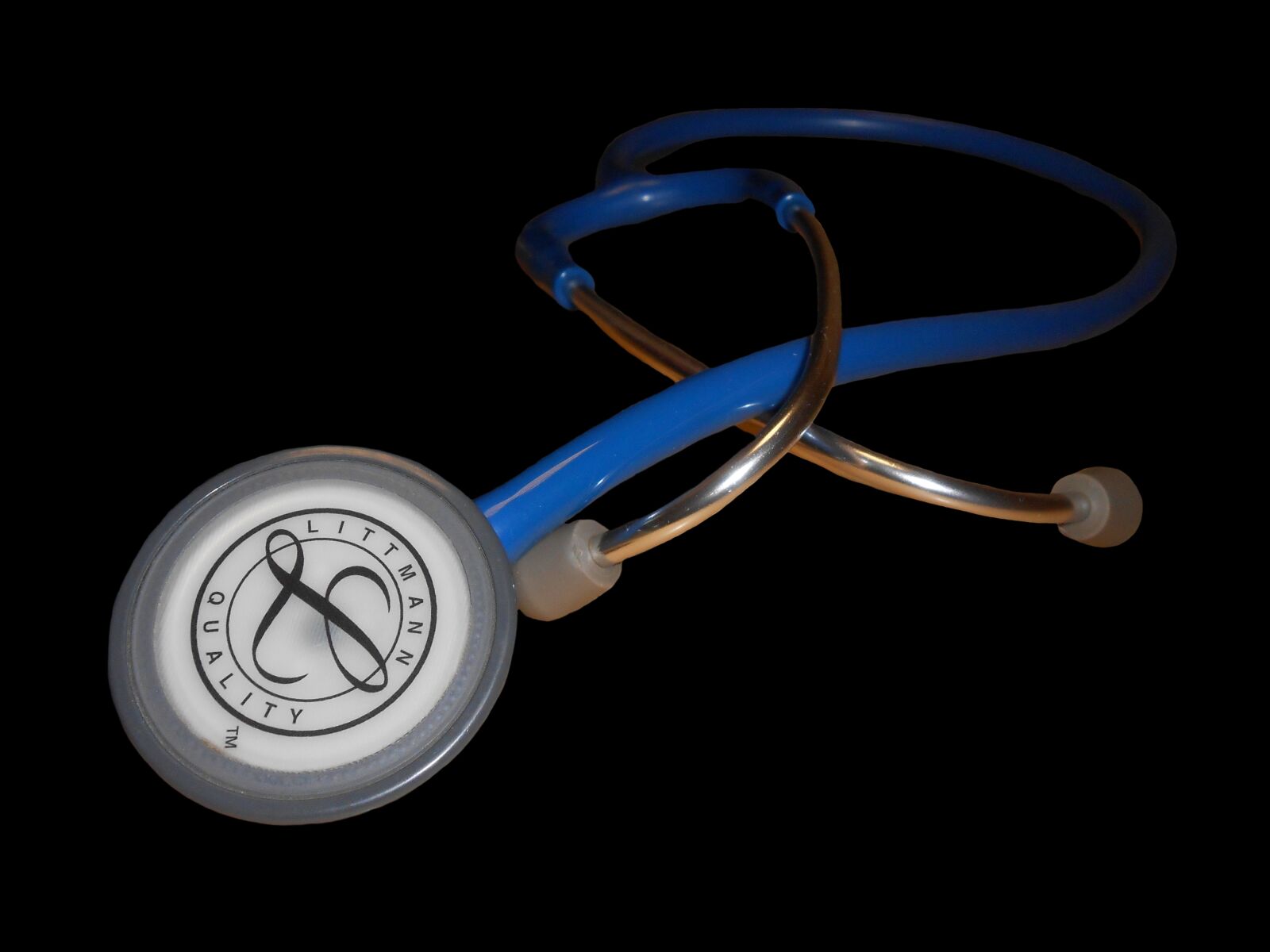 Nikon Coolpix S3300 sample photo. Stethoscope, doctor, to listen photography