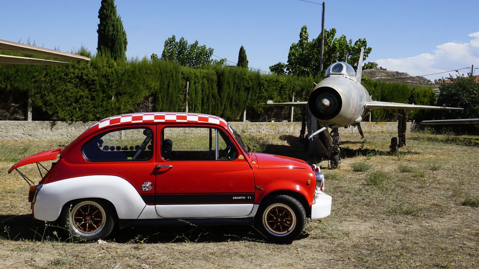 Sony a6000 sample photo. Seat, abarth, red photography