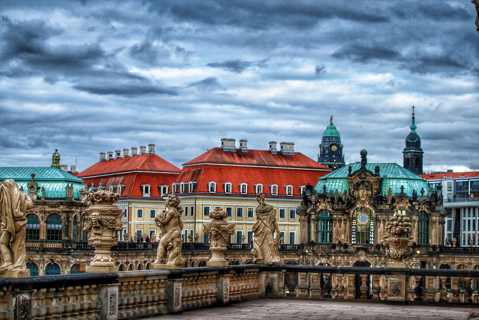 Canon EOS 400D (EOS Digital Rebel XTi / EOS Kiss Digital X) sample photo. Dresden, stadt, hdr photography