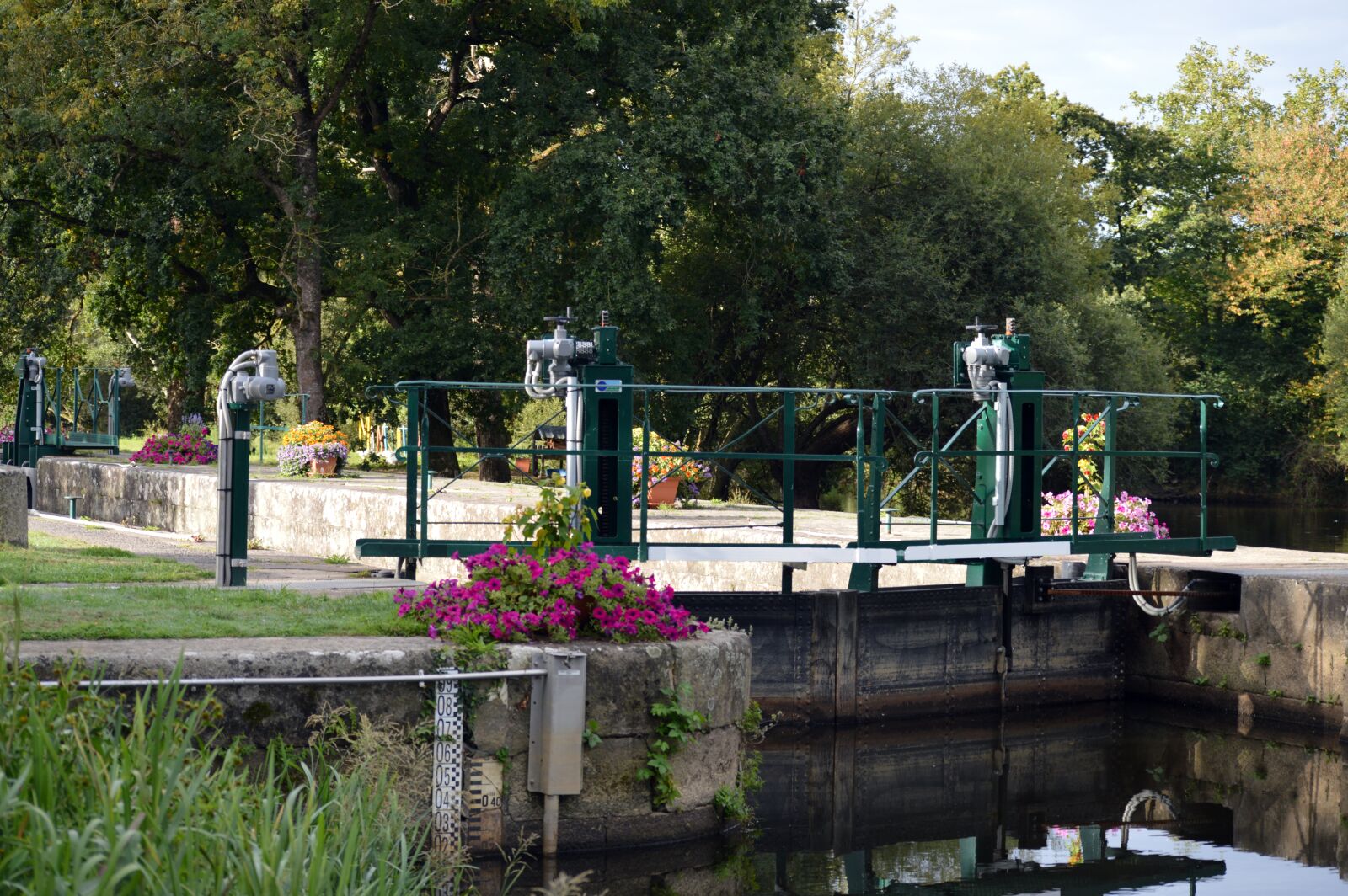 Nikon D3200 sample photo. Water, lock, river photography
