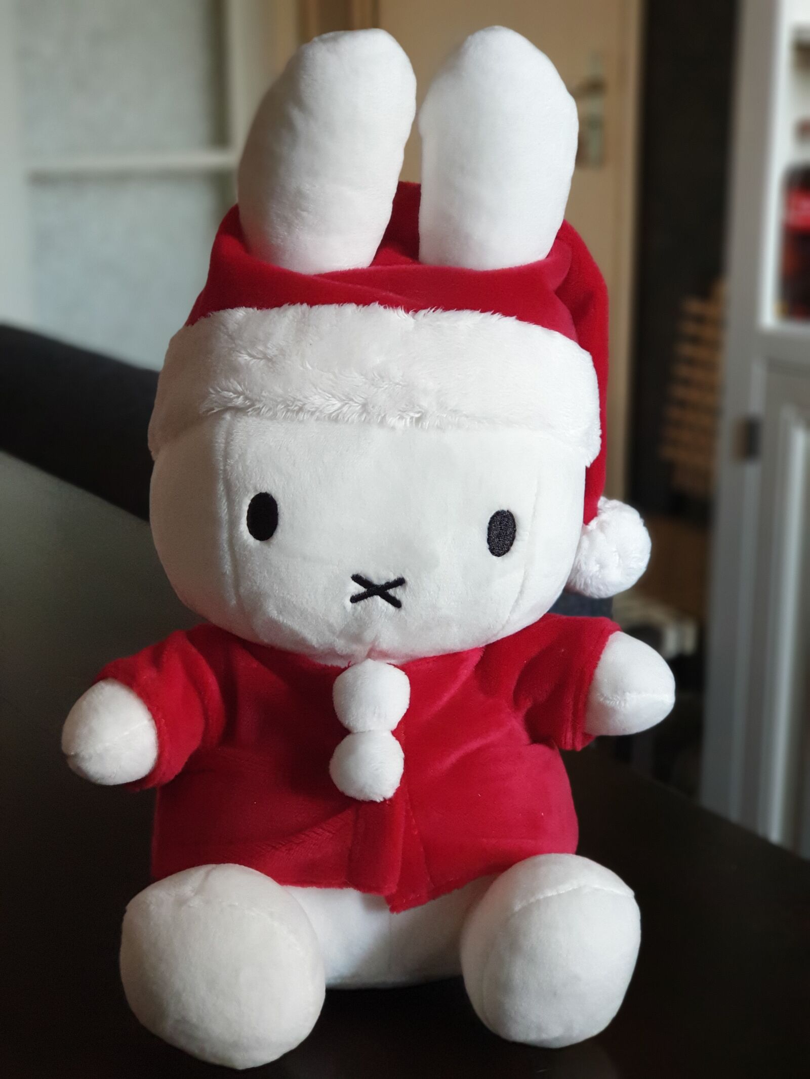 Samsung Galaxy S9+ sample photo. She, christmas, gift photography