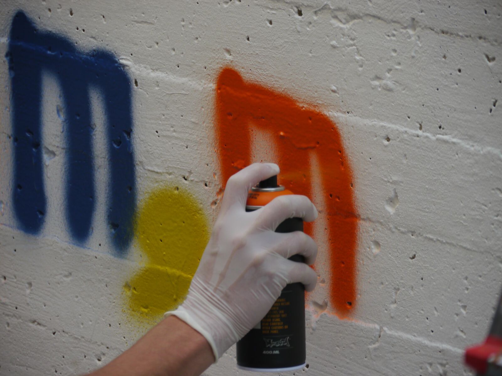 Panasonic Lumix DMC-GH2 sample photo. Graffiti, box, s photography