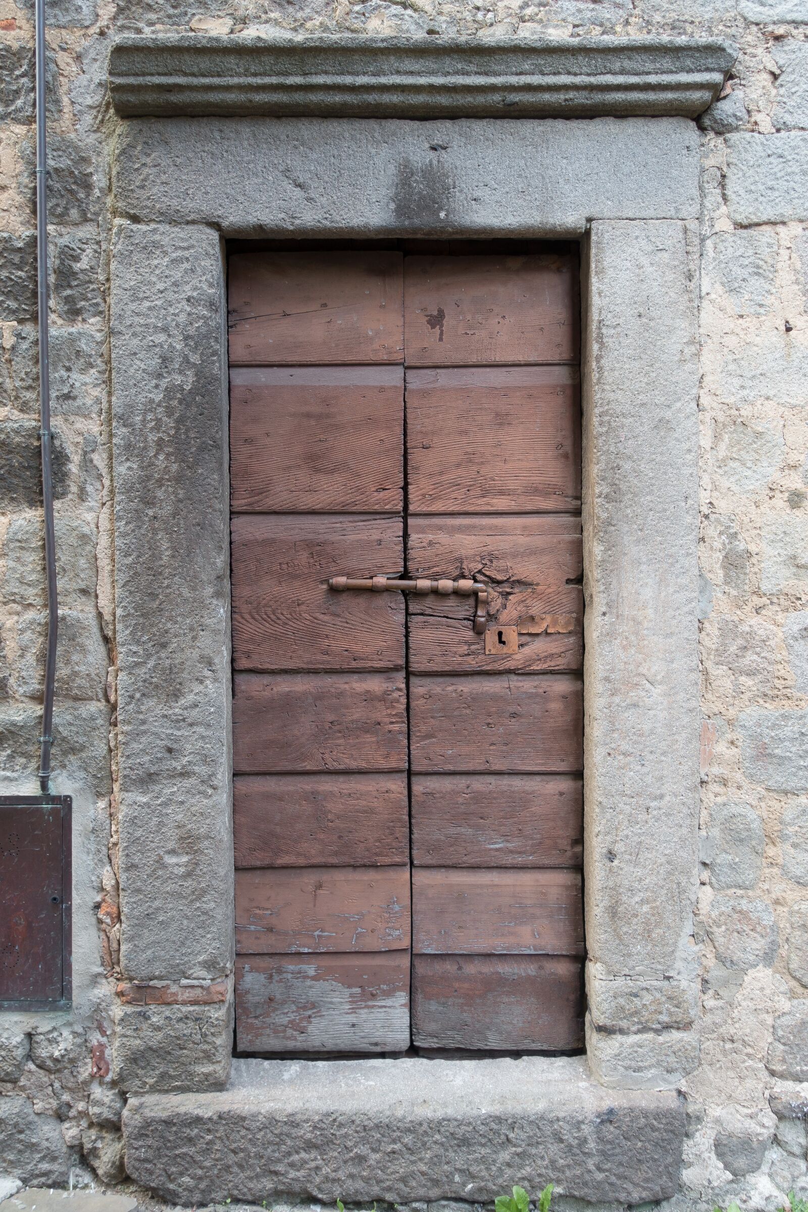 Sony Cyber-shot DSC-RX100 III sample photo. Door, input, wood photography