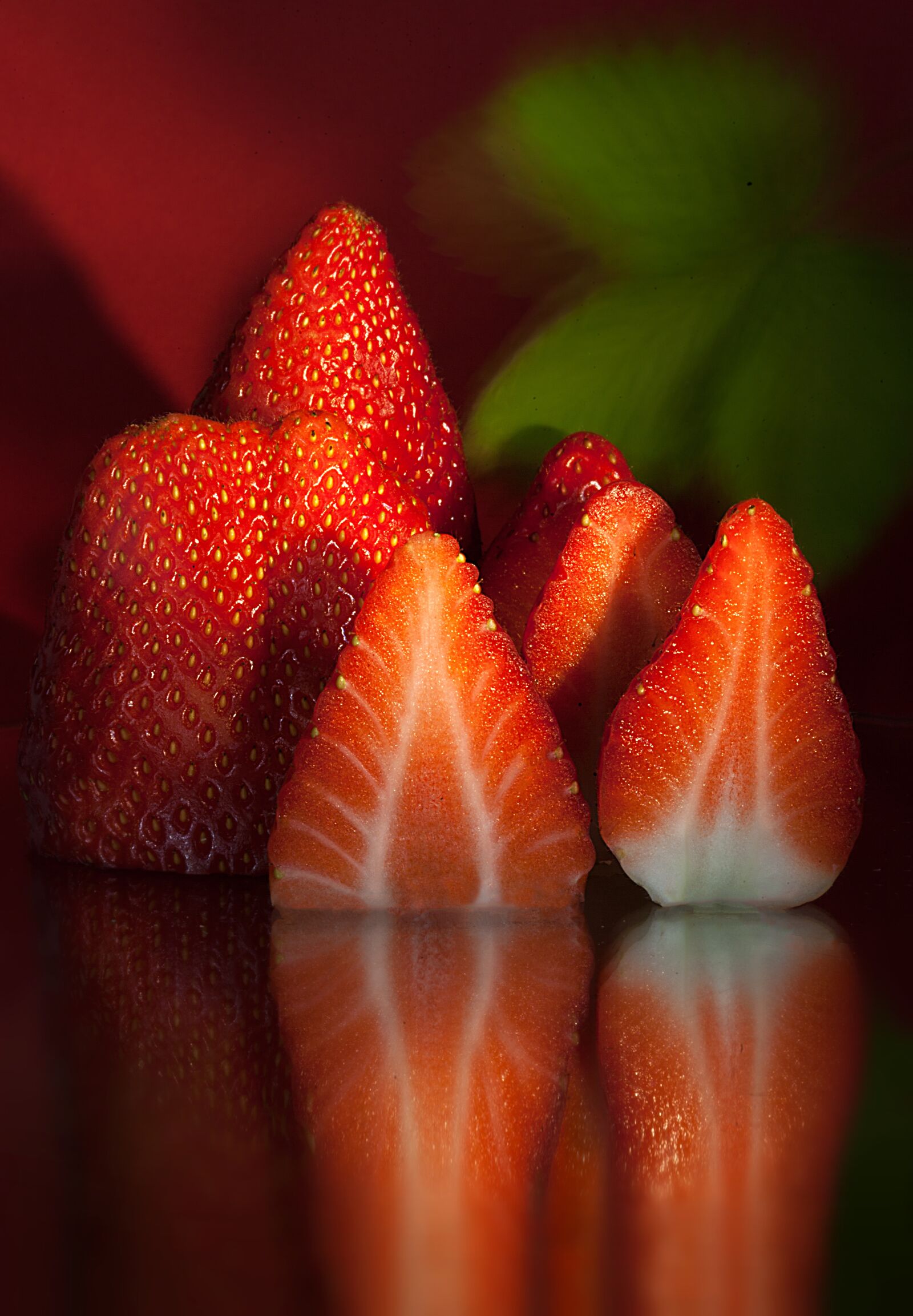 Canon EF 100mm F2.8 Macro USM sample photo. Strawberries, fruits, fruit photography