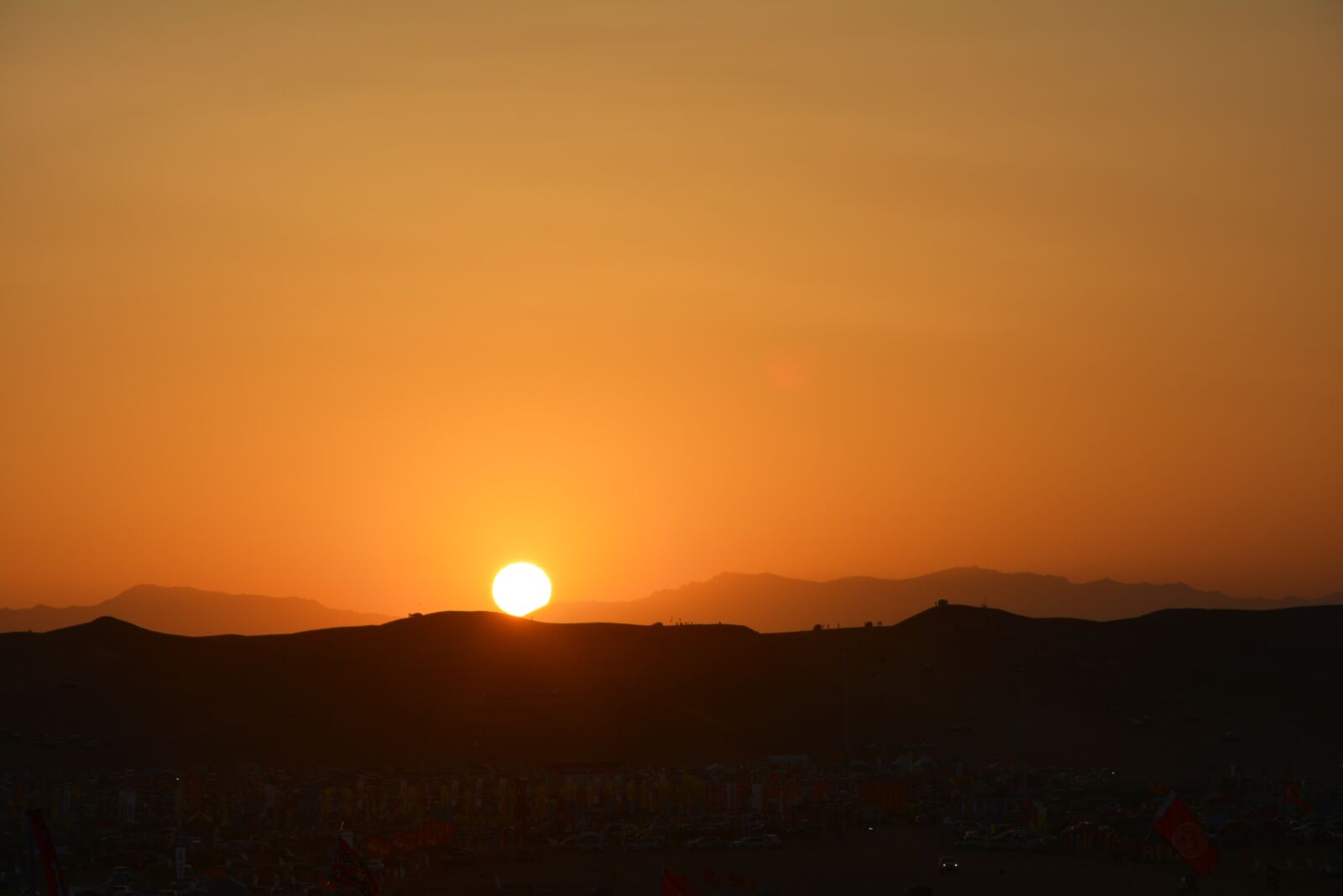 Nikon D5200 sample photo. Sunset, desert, mountain photography