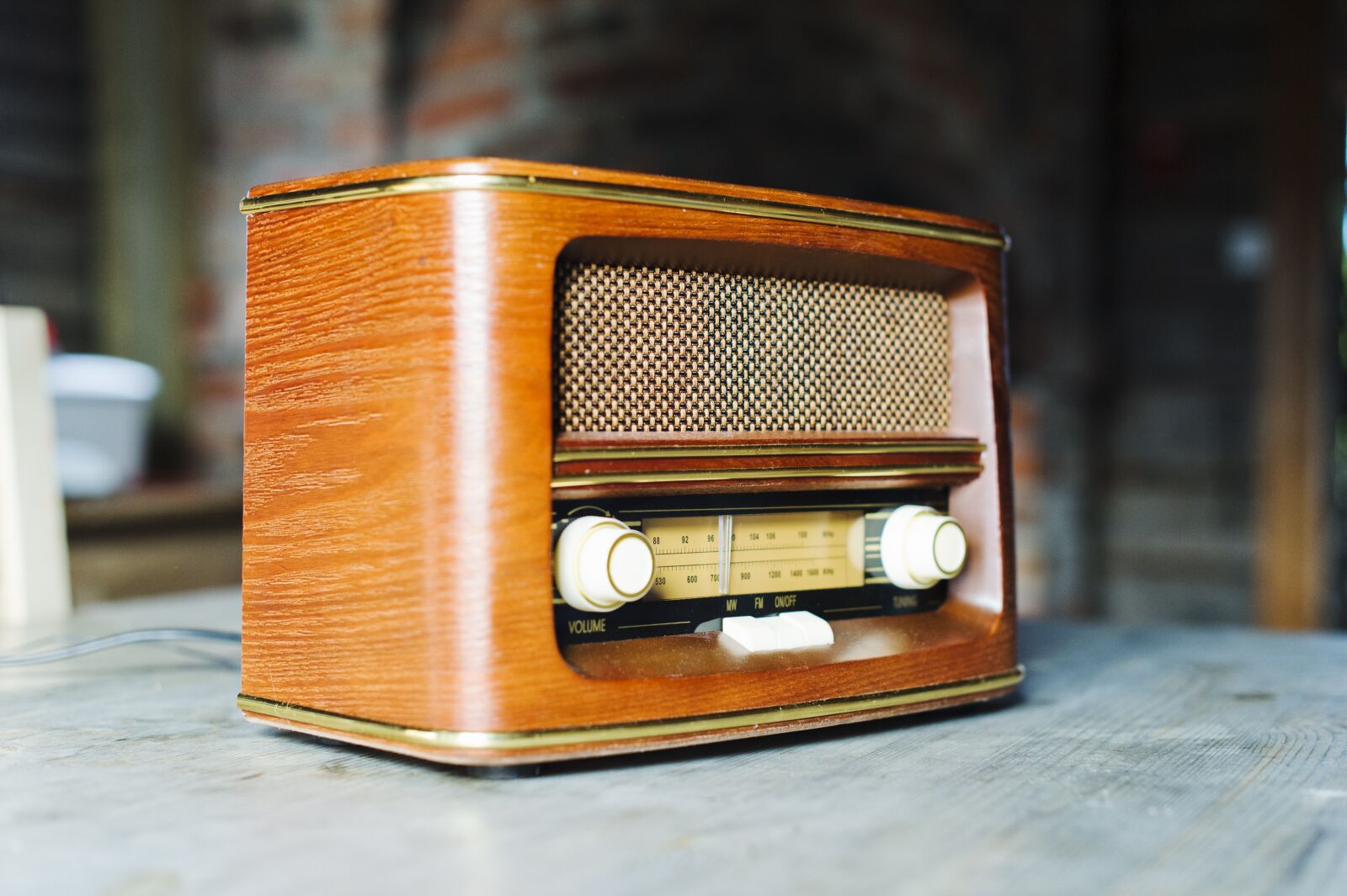 Nikon D4 sample photo. Radio, vintage, ancient photography