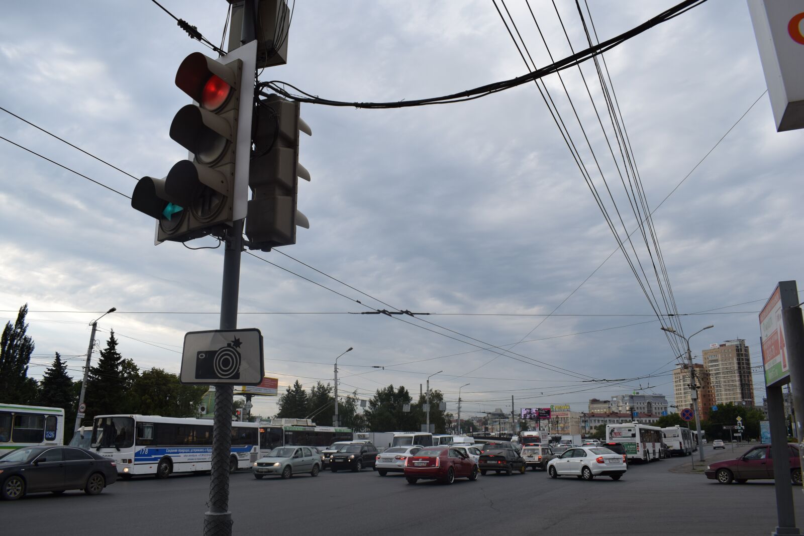 Nikon D3300 sample photo. Road, traffic, street photography
