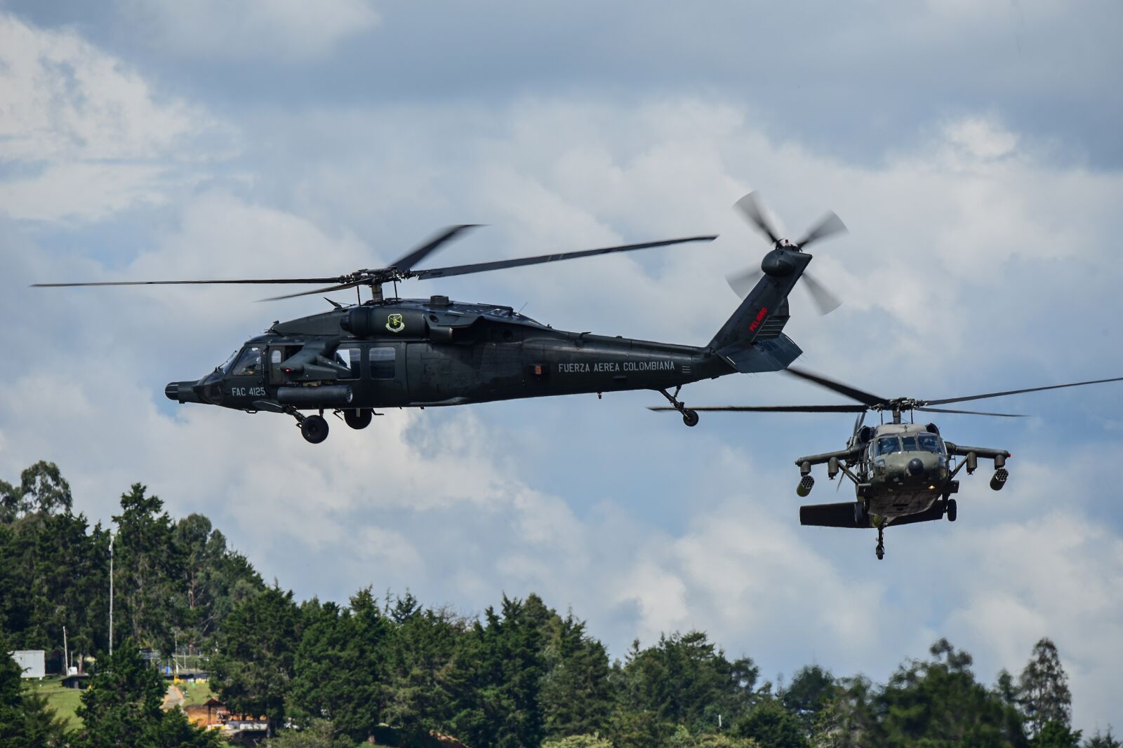 Nikon D810 sample photo. Colombian air force, uh-60 photography