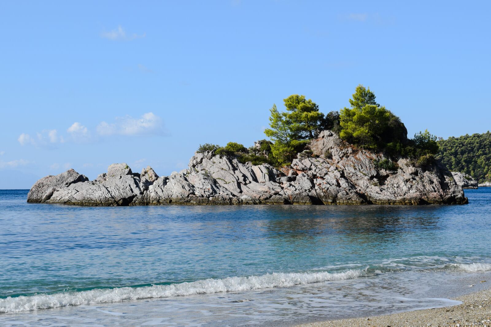 Nikon D3300 sample photo. Beach, rock, island photography