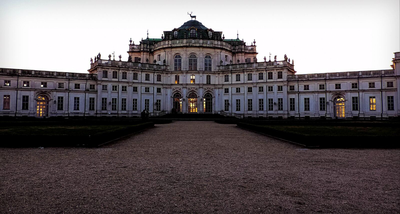 Nikon Coolpix P520 sample photo. Palazzina di caccia, residence photography
