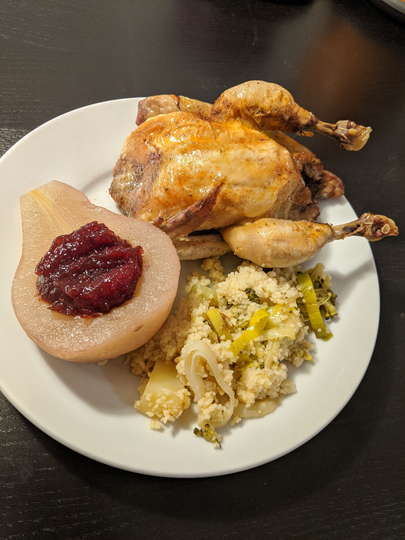 Google Pixel 2 XL sample photo. Eat, chicken, pear photography