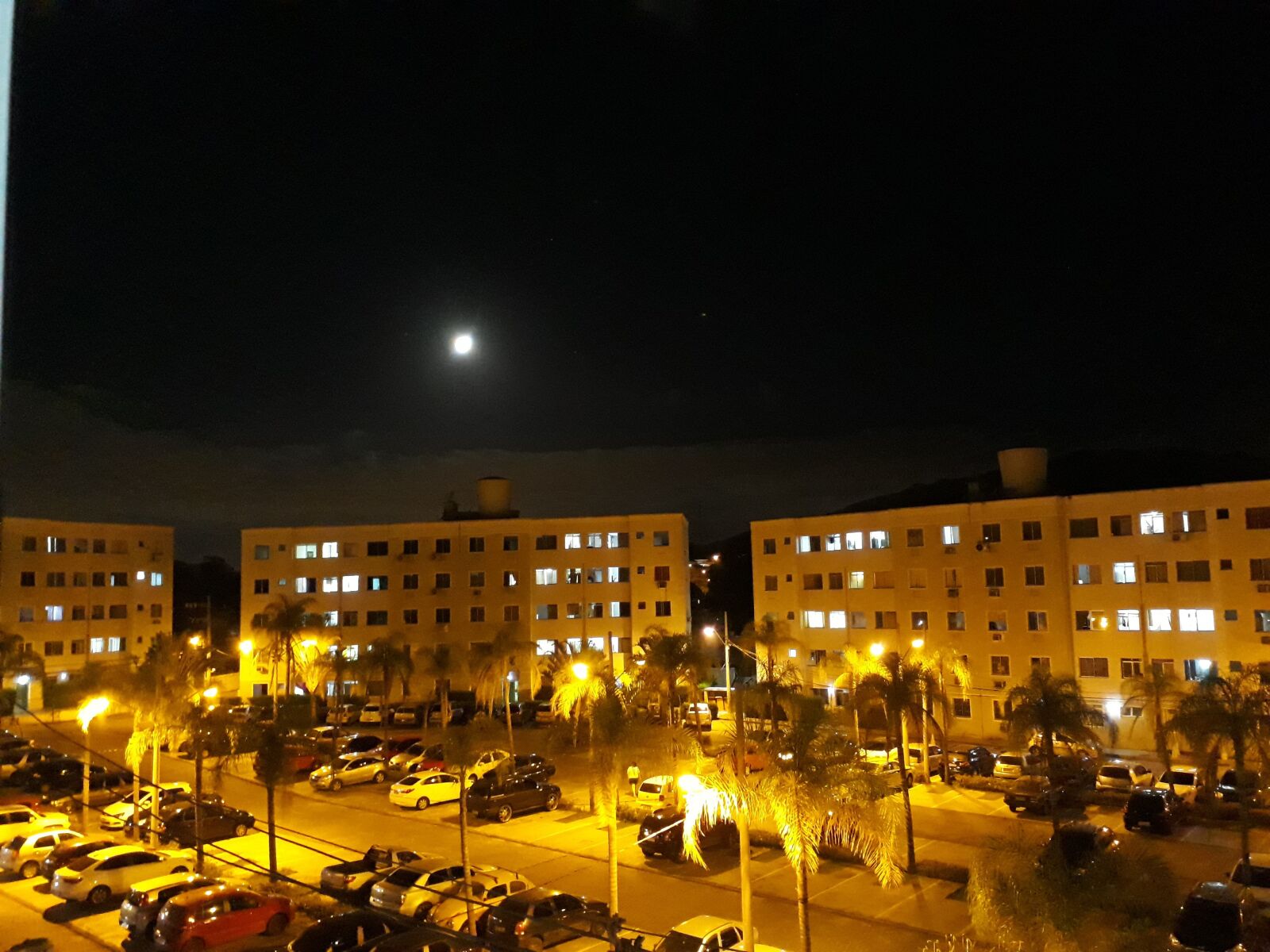 Samsung Galaxy J7 Prime sample photo. Moon, night, sky photography