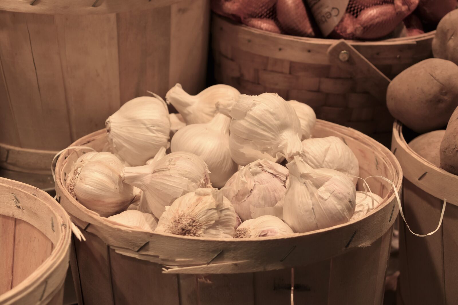 Nikon D5600 sample photo. Container, food, basket photography