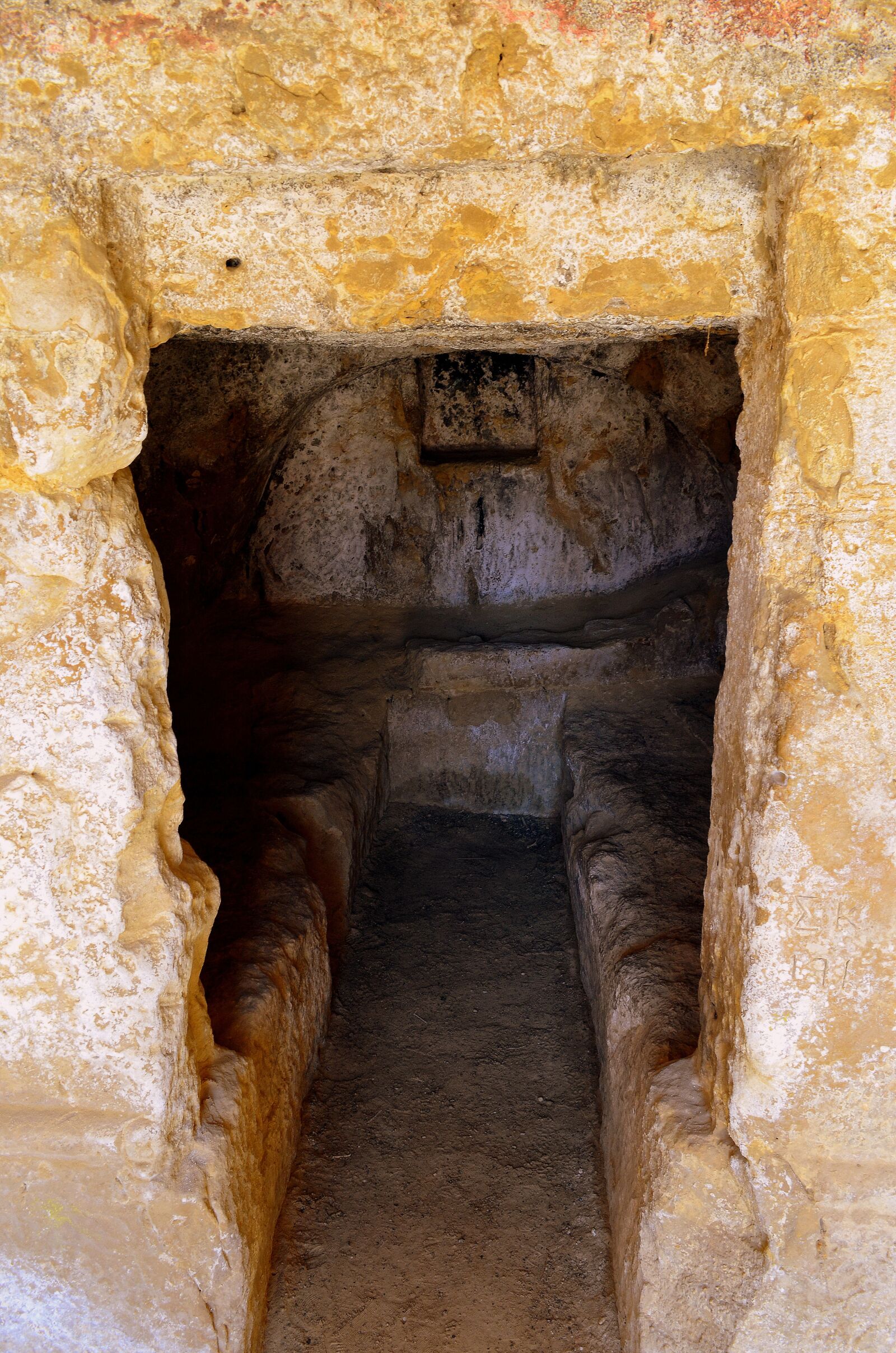 Nikon D5100 sample photo. Cave, tomb cave, crete photography