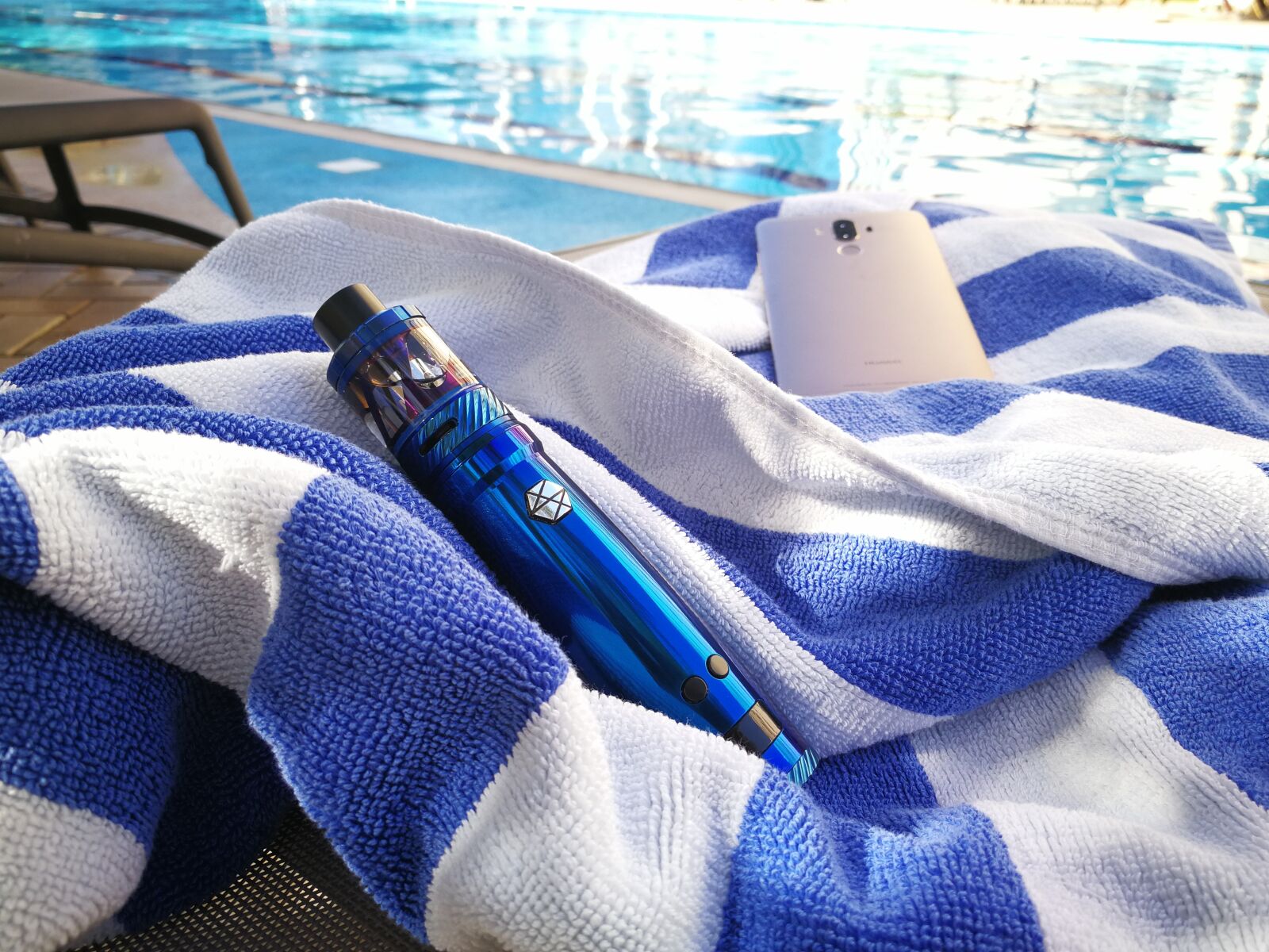 HUAWEI Mate 9 sample photo. Vape, electronic cigarette, uwell photography