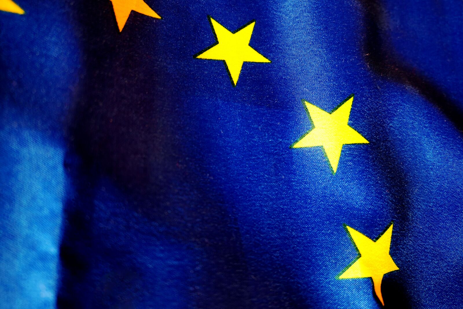 Panasonic Lumix DMC-LX10 (Lumix DMC-LX15) sample photo. Banner, blue, euro flag photography