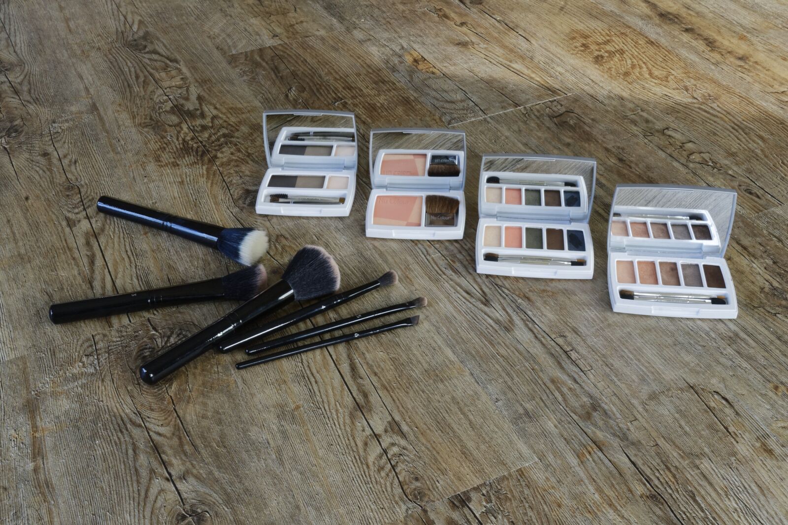 Canon EOS 30D sample photo. Cosmetics, make up, makeup photography