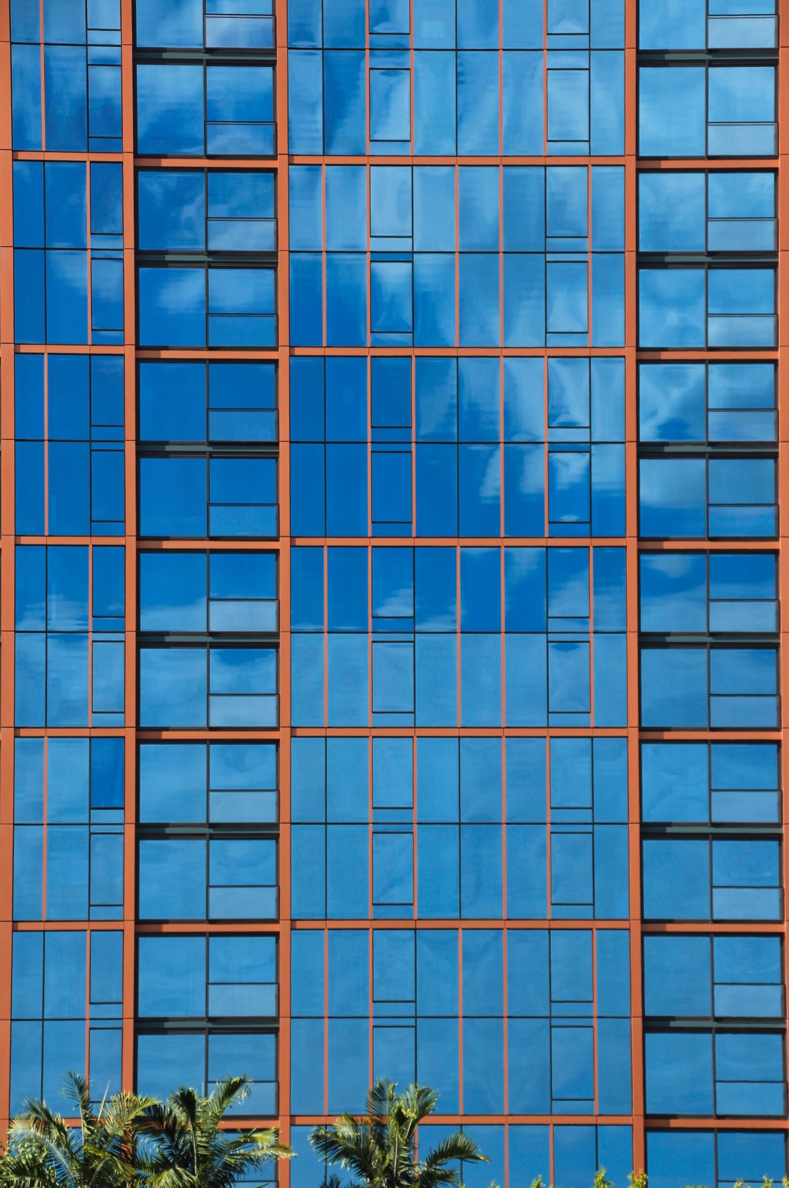 Canon EOS 1200D (EOS Rebel T5 / EOS Kiss X70 / EOS Hi) sample photo. Facade, skyscraper, glass photography
