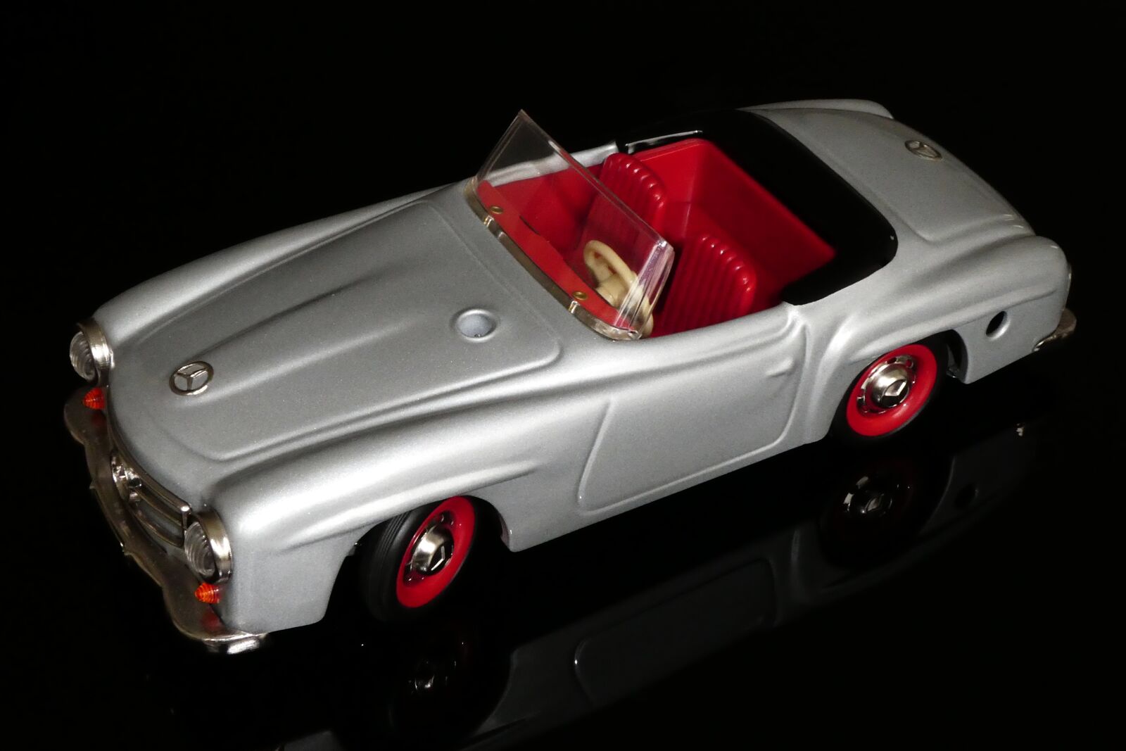 Panasonic DMC-TZ81 sample photo. Car model, model car photography