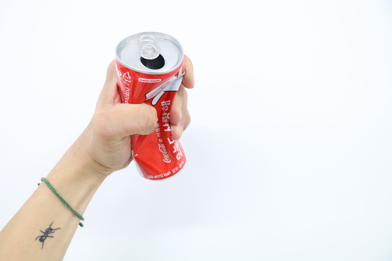 Canon EOS 80D sample photo. Cola, coca cola, cans photography