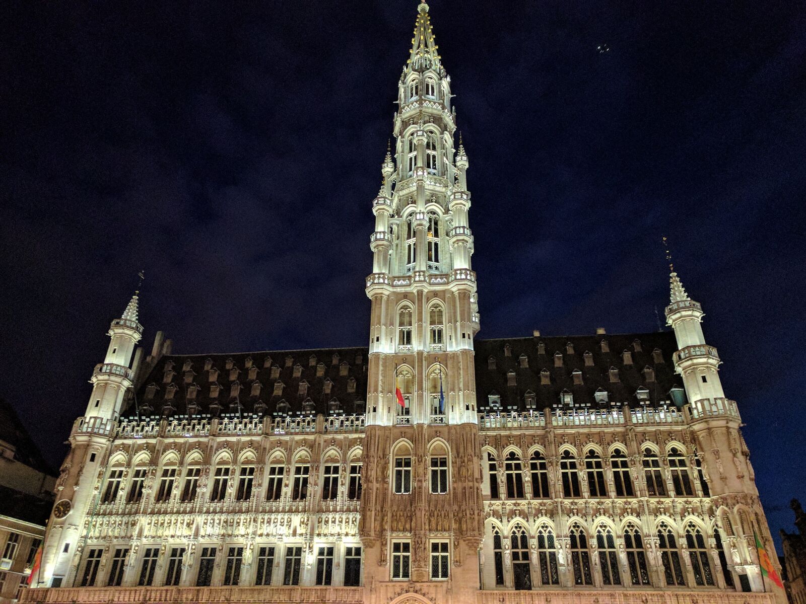 LG Nexus 5X sample photo. Brussels, architecture, night photography