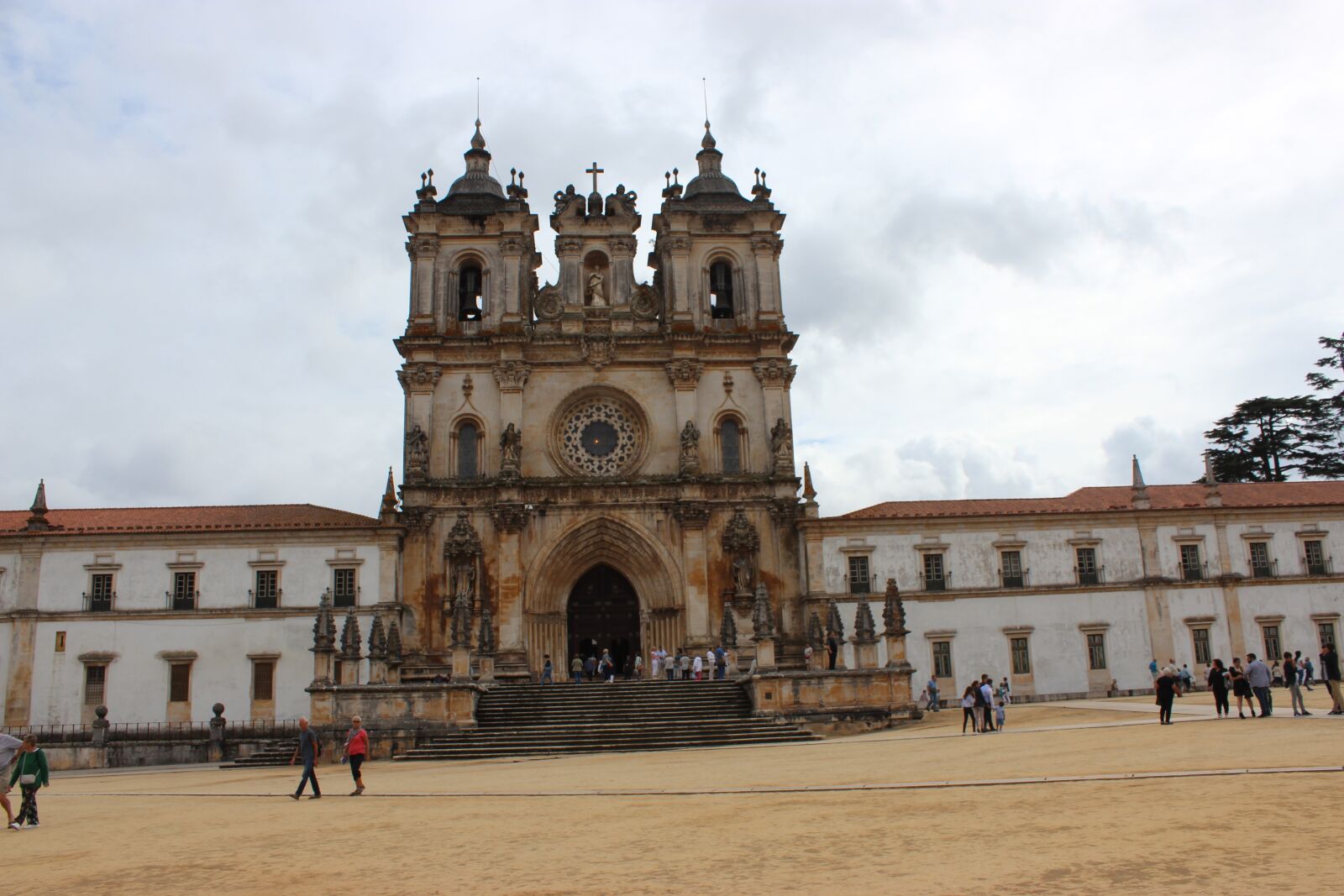 Canon EOS 600D (Rebel EOS T3i / EOS Kiss X5) sample photo. Alcobaça, portugal, monastery photography