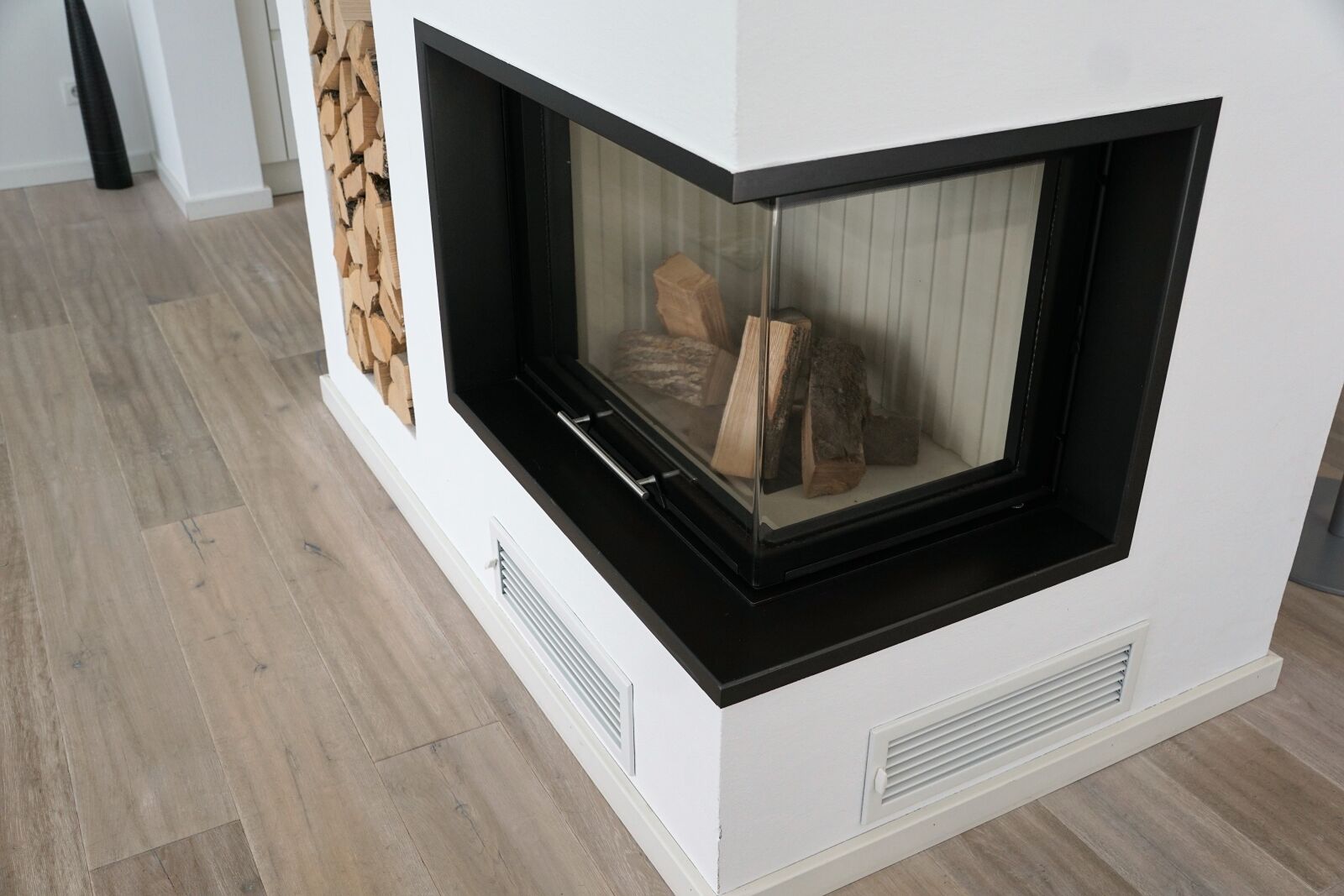 Sony ILCA-77M2 + Sony DT 16-50mm F2.8 SSM sample photo. Fireplace, wood, burn photography