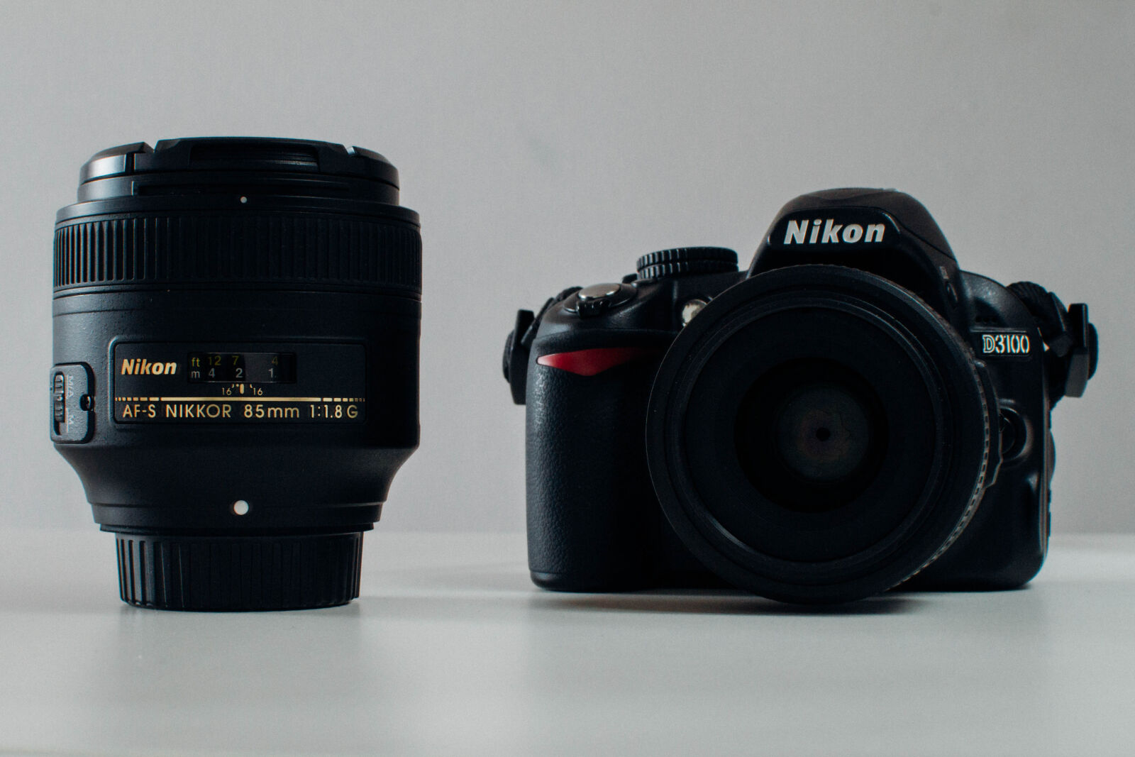 Nikon D3100 + Nikon AF-S DX Nikkor 35mm F1.8G sample photo. Camera, lens, nikon photography