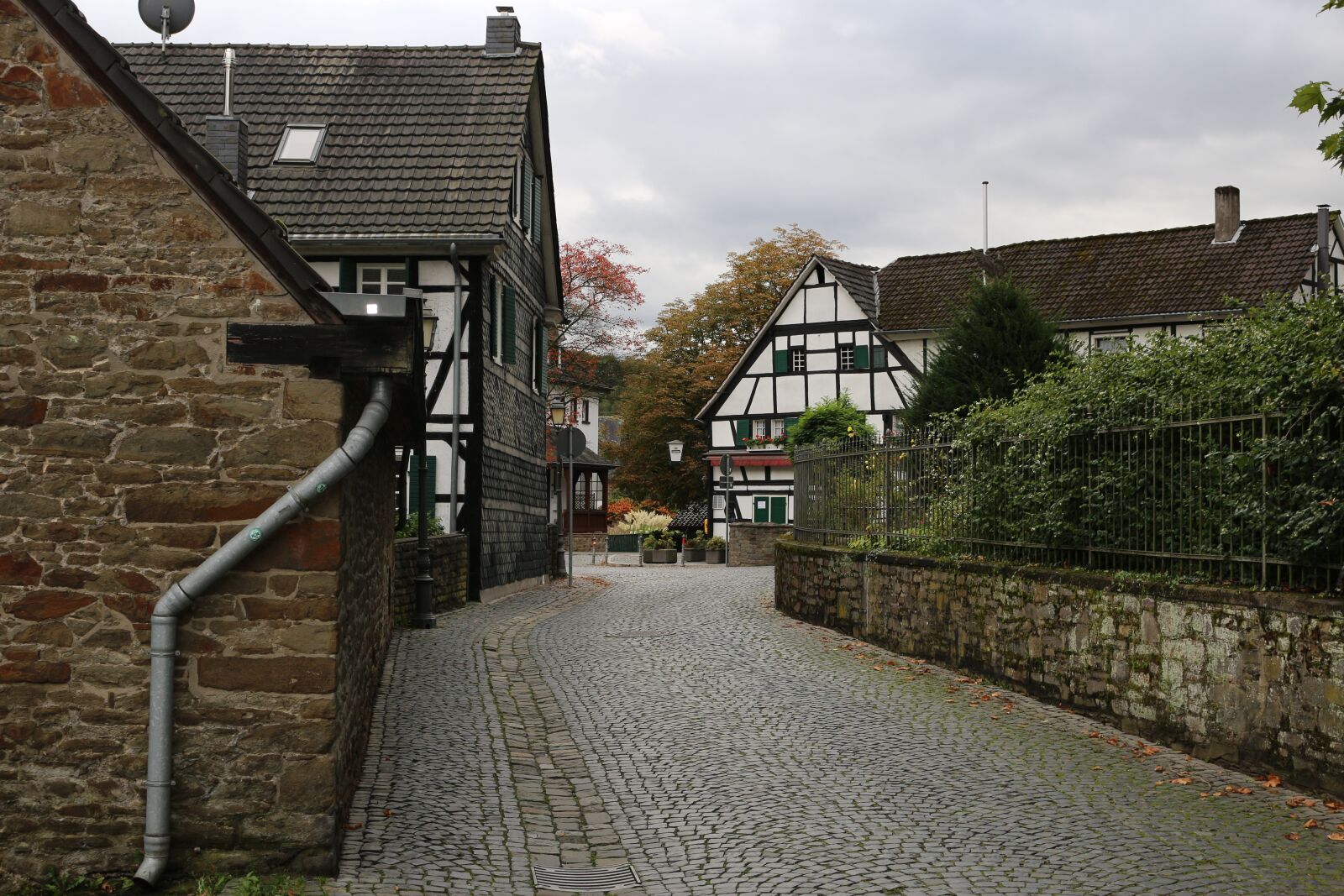 Canon EOS 100D (EOS Rebel SL1 / EOS Kiss X7) sample photo. Rösrath, cologne, truss photography