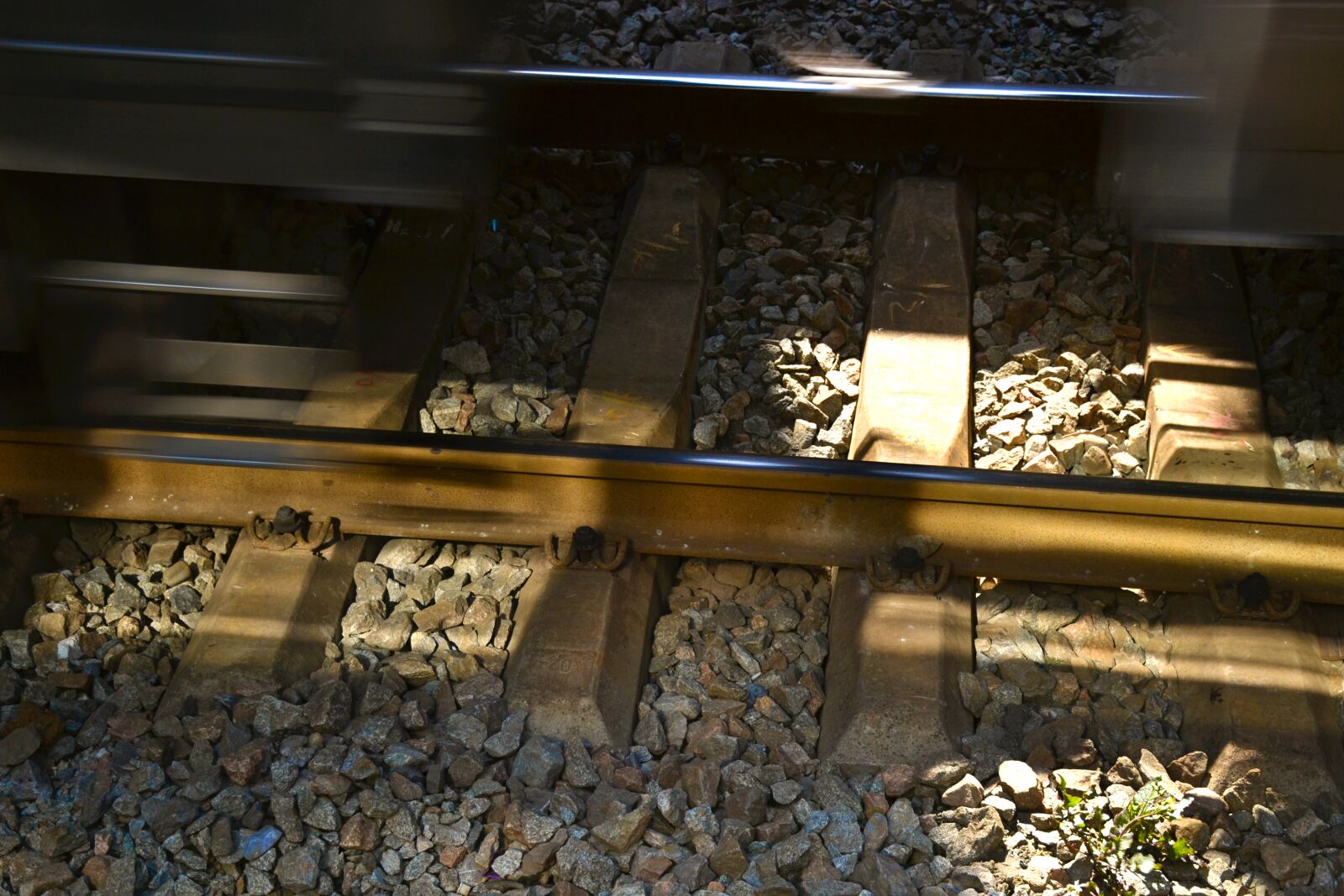 Nikon D3100 sample photo. Guanyin mountain, rail, sunshine photography