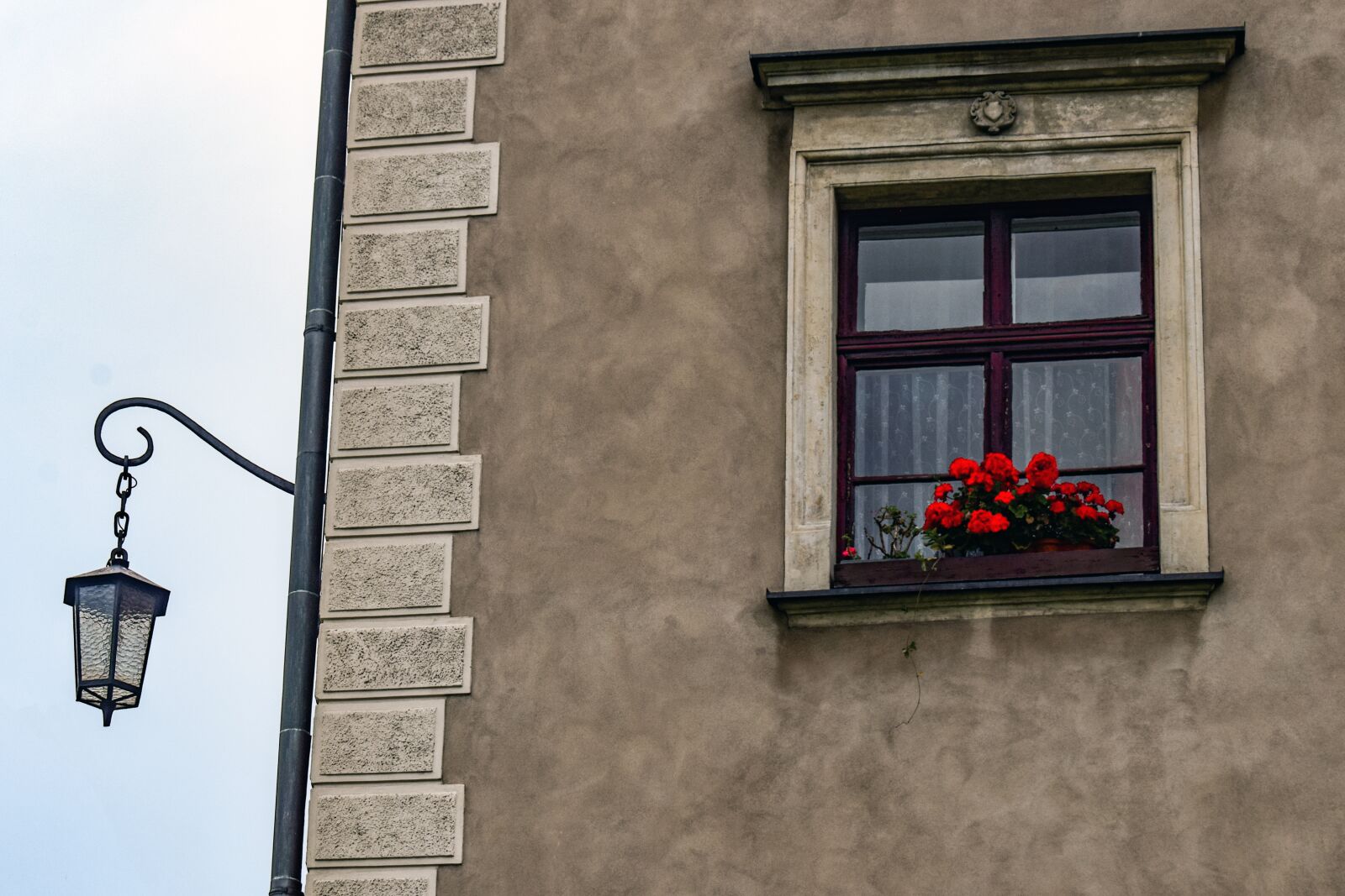 Nikon D3300 sample photo. Window, wall, architecture photography