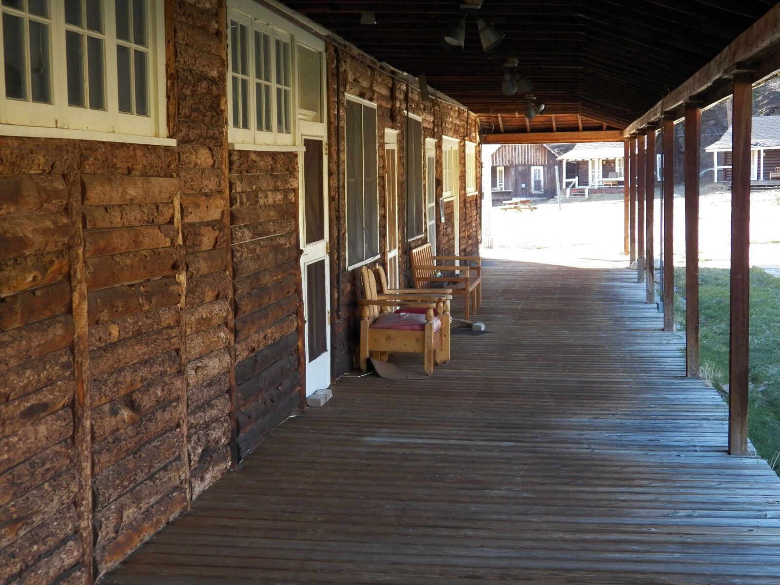 Kodak EasyShare Z990 (EasyShare Max) sample photo. Old, western, porch photography