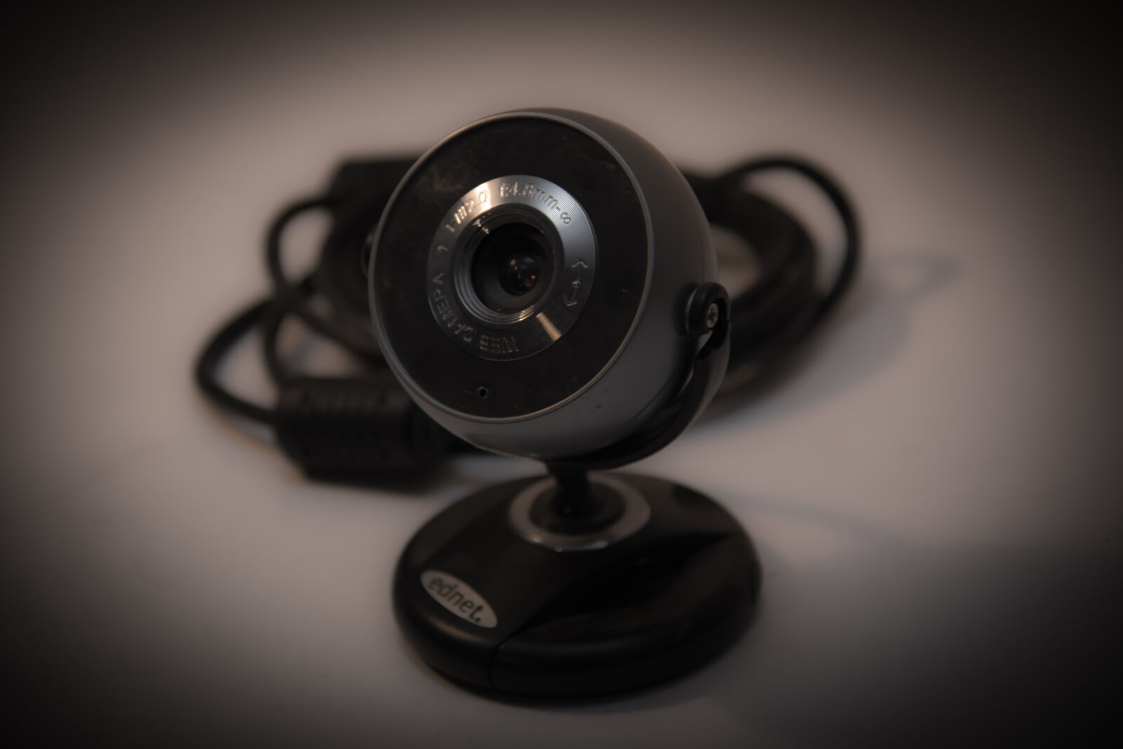 Nikon AF-S DX Nikkor 18-300mm F3.5-5.6G ED VR sample photo. Cam, night, webcam photography