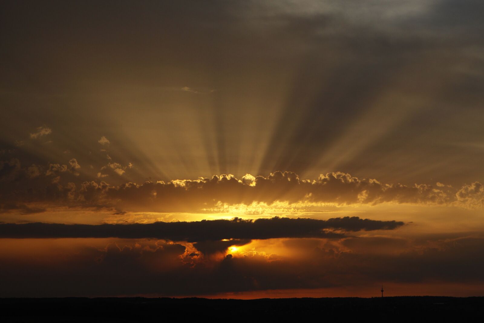 Canon EOS 50D sample photo. Sunset, squall line, storm photography
