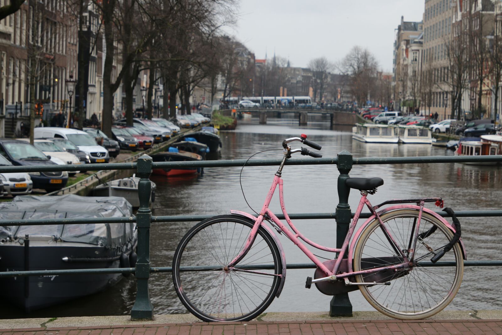Canon EF 24-105mm F4L IS II USM sample photo. Amsterdam, bike, bridge photography