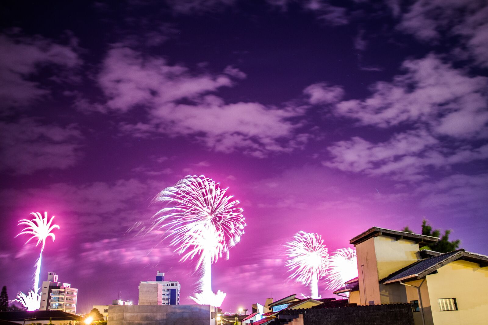 Canon EOS 700D (EOS Rebel T5i / EOS Kiss X7i) sample photo. Fireworks, independence day, celebration photography