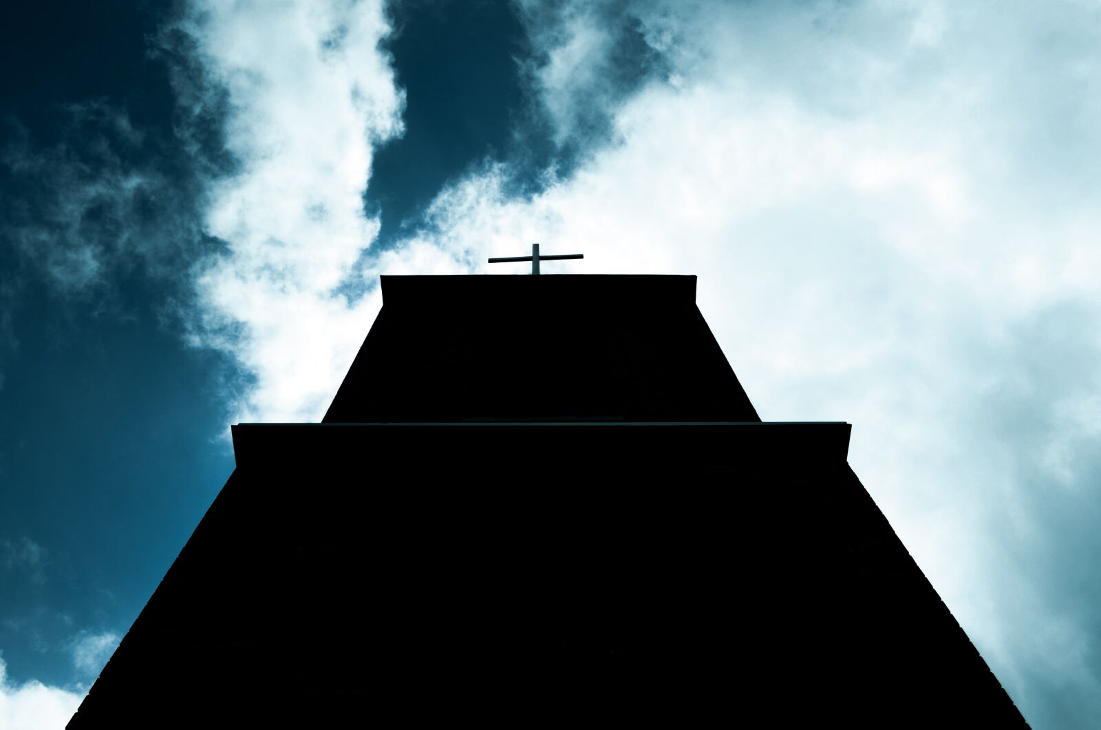 Nikon D5100 sample photo. Cross, sky, building photography