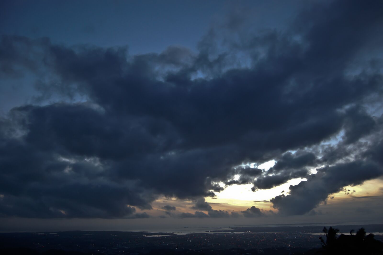 Nikon D40 sample photo. Morning view, clouds, morning photography