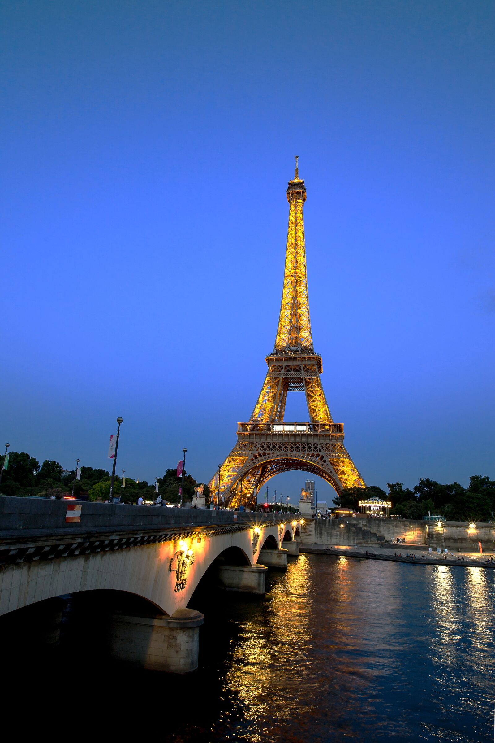 Canon EF 16-35mm F2.8L II USM sample photo. Paris, eiffel tower, france photography