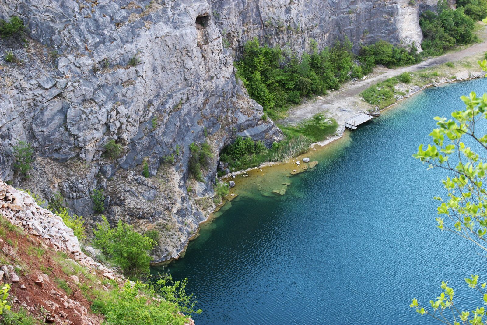 Canon EOS 100D (EOS Rebel SL1 / EOS Kiss X7) sample photo. Czech republic, limestone quarry photography