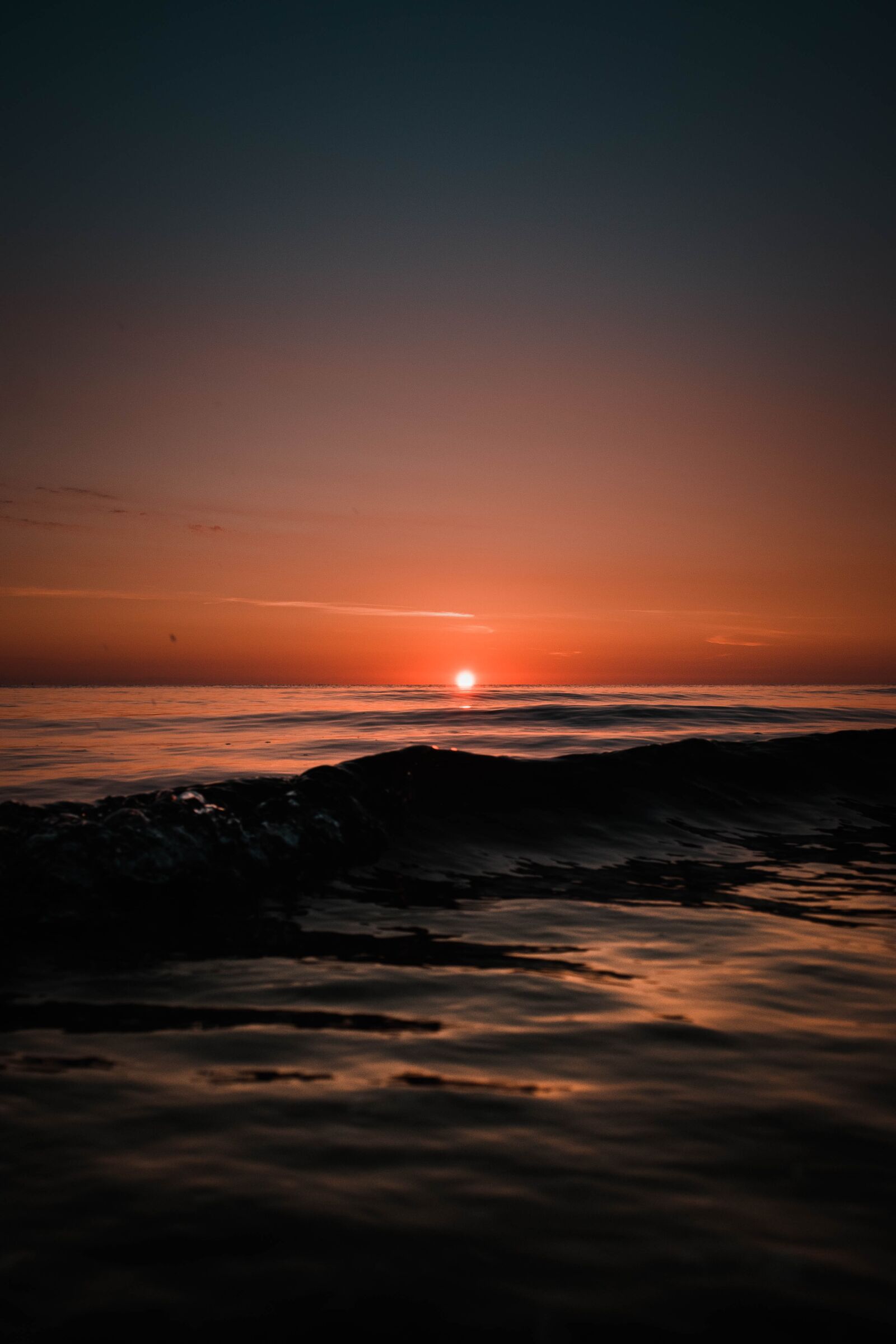 Nikon D3500 sample photo. Sunrise, sunset, seascape photography
