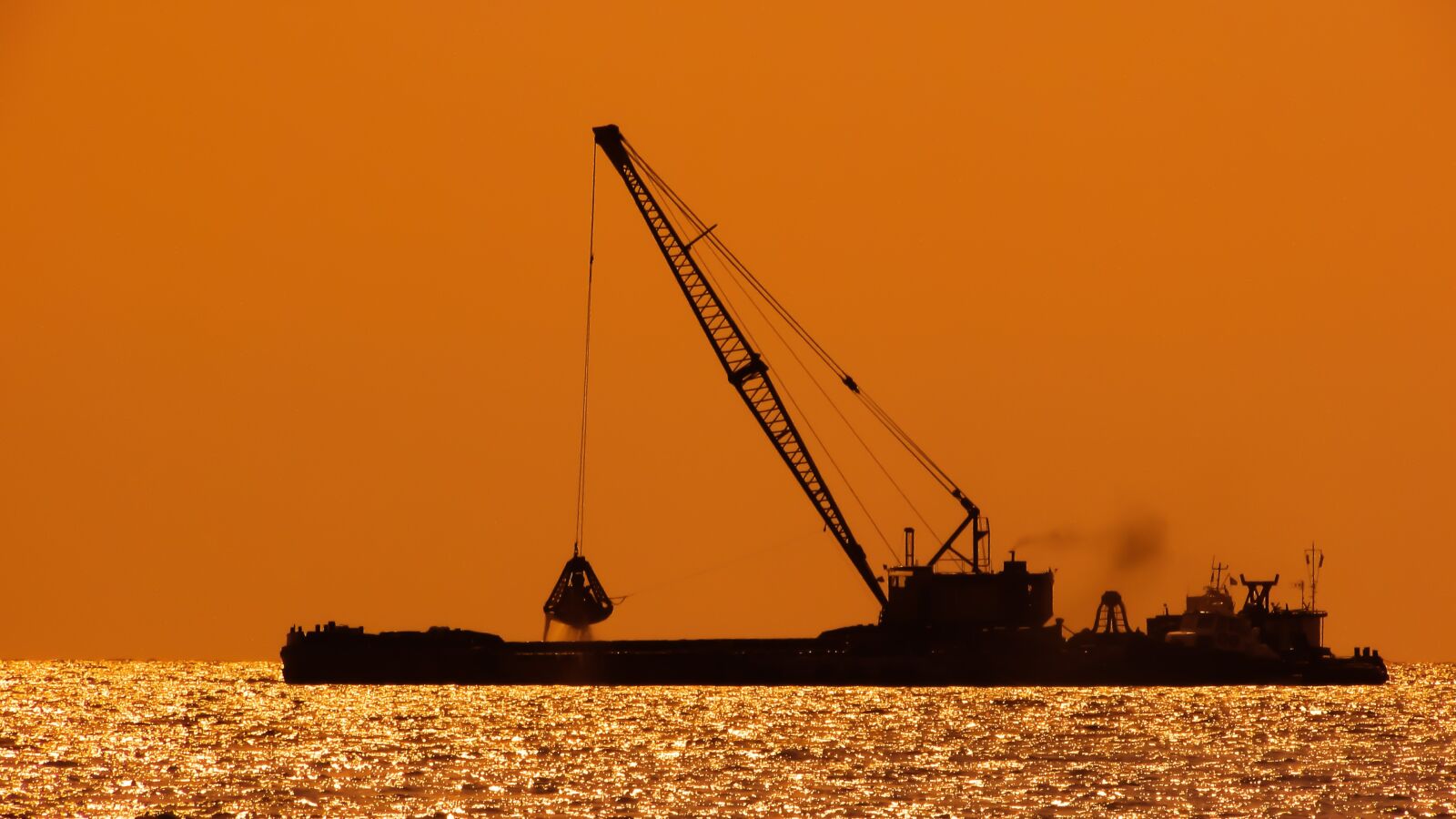 Canon PowerShot SX400 IS sample photo. Dredger, floating platform, sunset photography