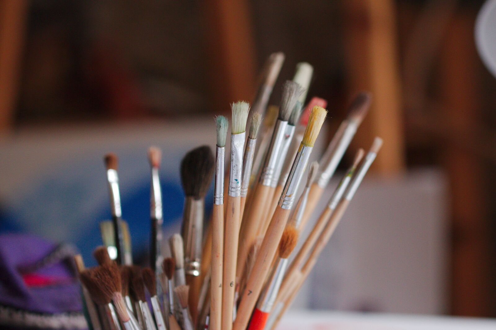 Canon EOS 70D sample photo. Wood, brush, handmade photography