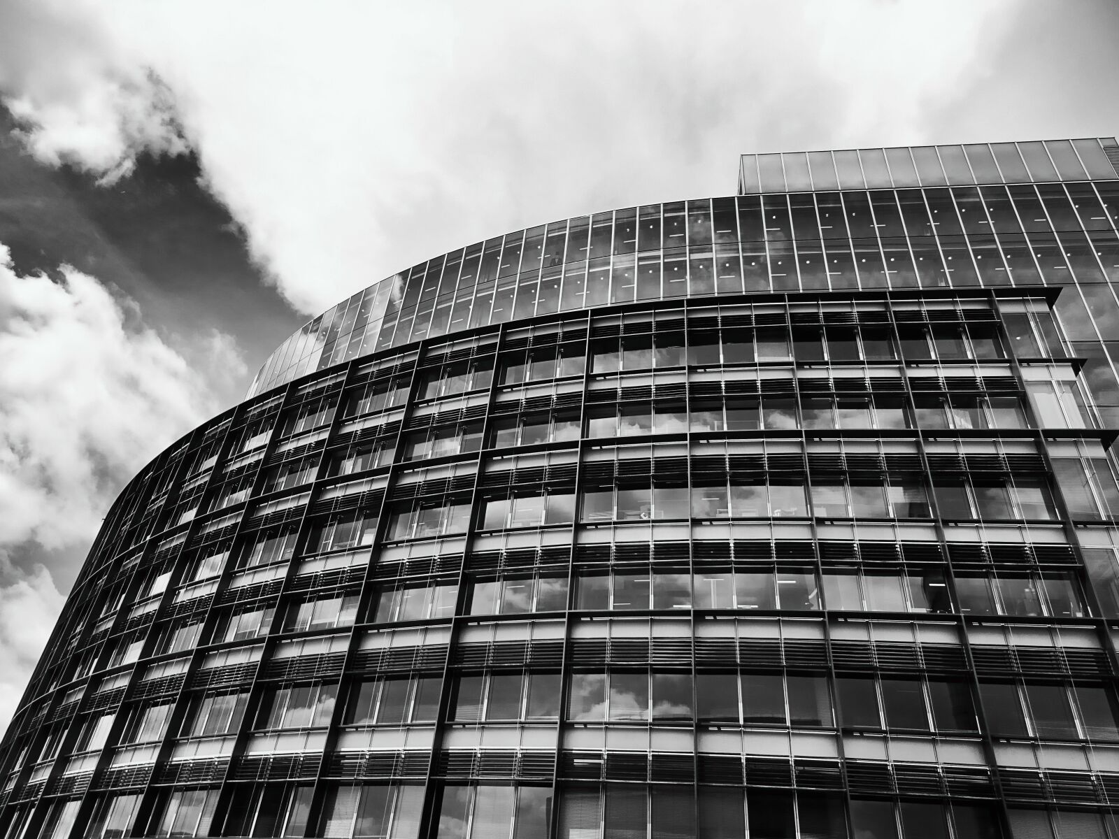 Sony DSC-HX60 sample photo. Architectural, design, architecture, black photography