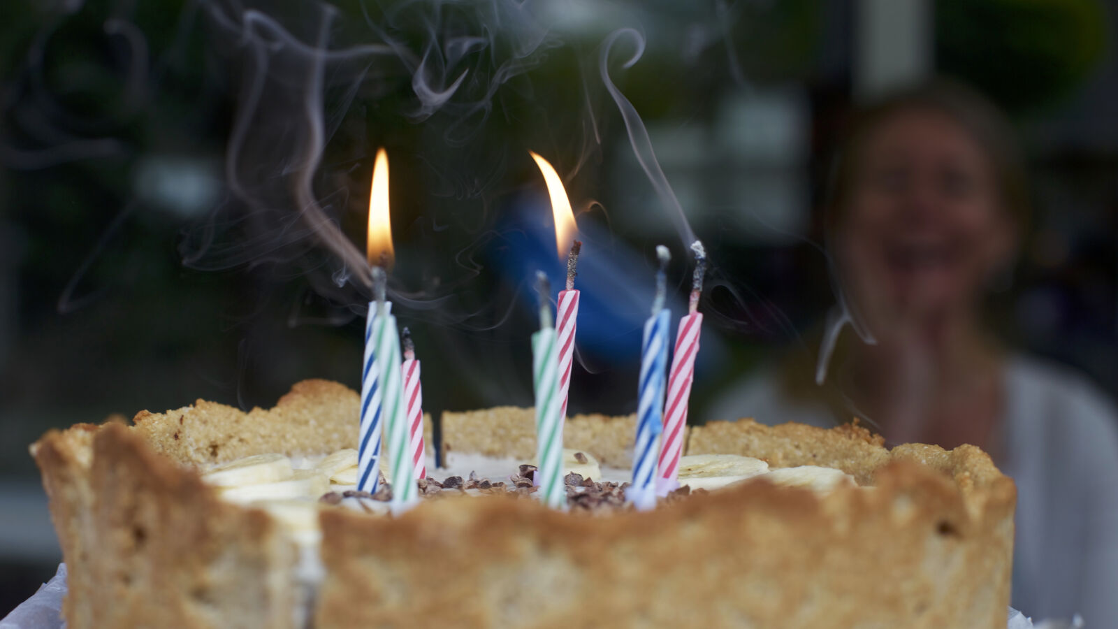 Canon EOS 6D + Canon EF 50mm F1.4 USM sample photo. Food, person, happy, smoke photography